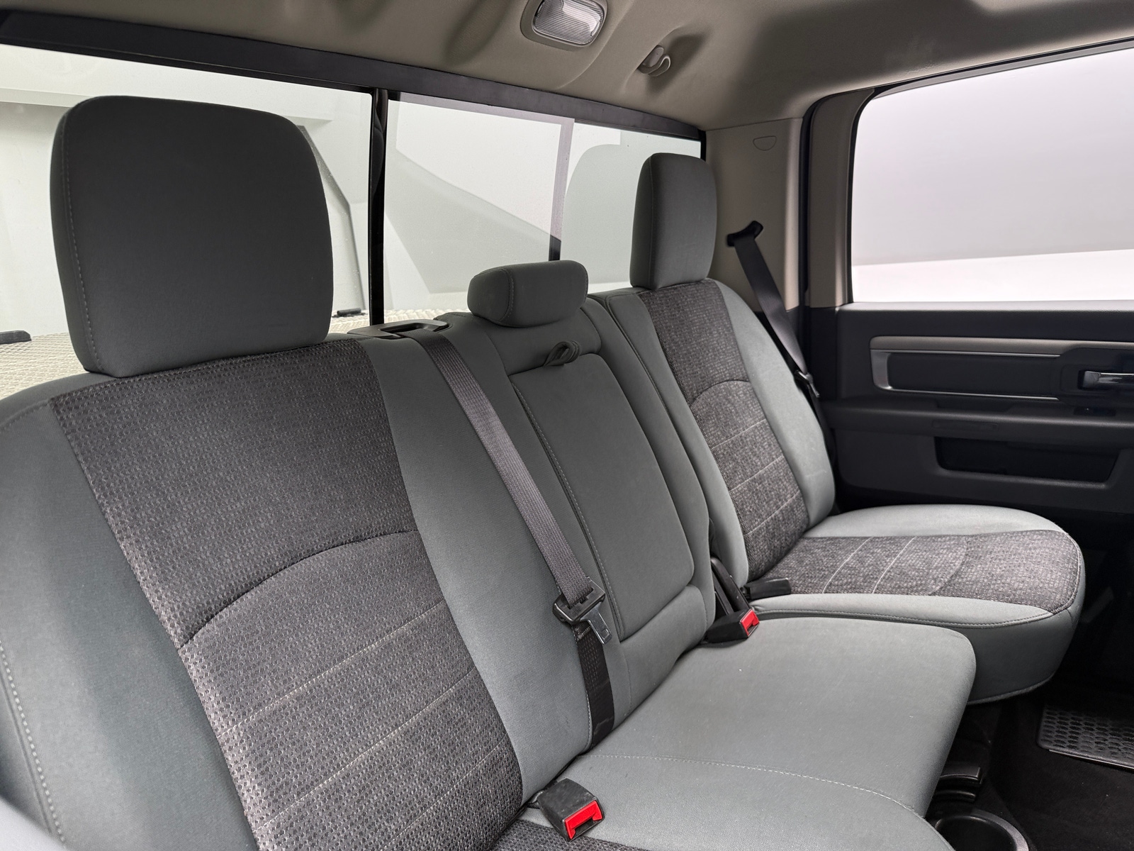 Thumbnail: 2020 RAM 1500 Classic - 6