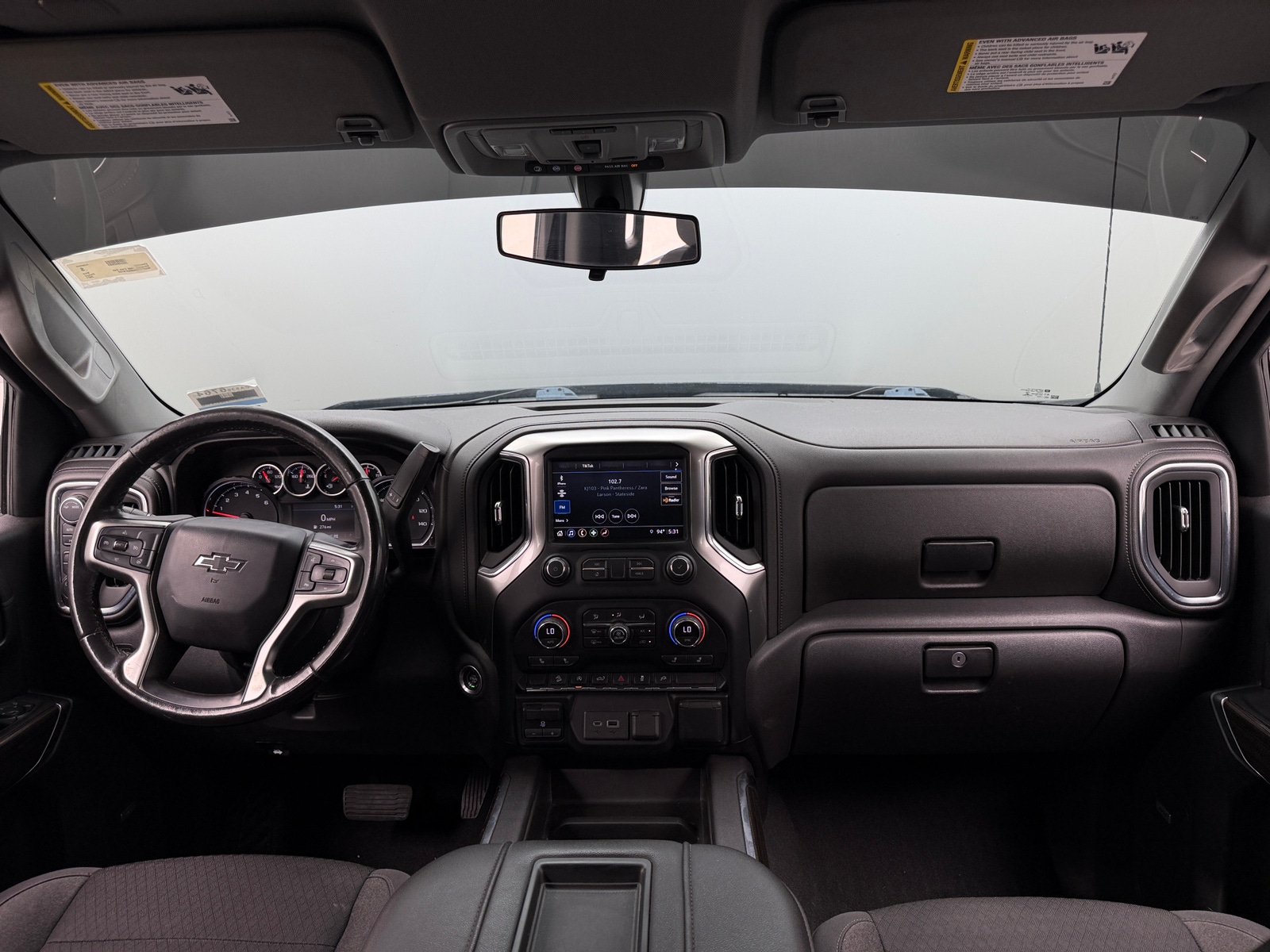 Thumbnail: 2021 Chevrolet Silverado 1500 - 3
