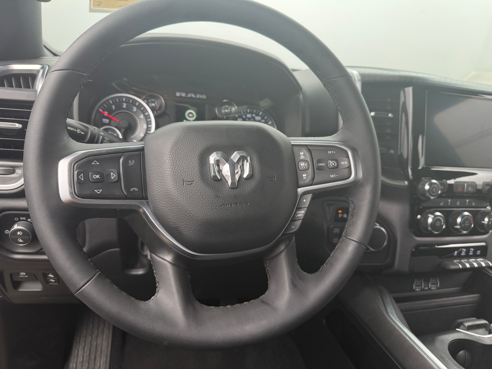 Thumbnail: 2025 RAM 1500 - 5