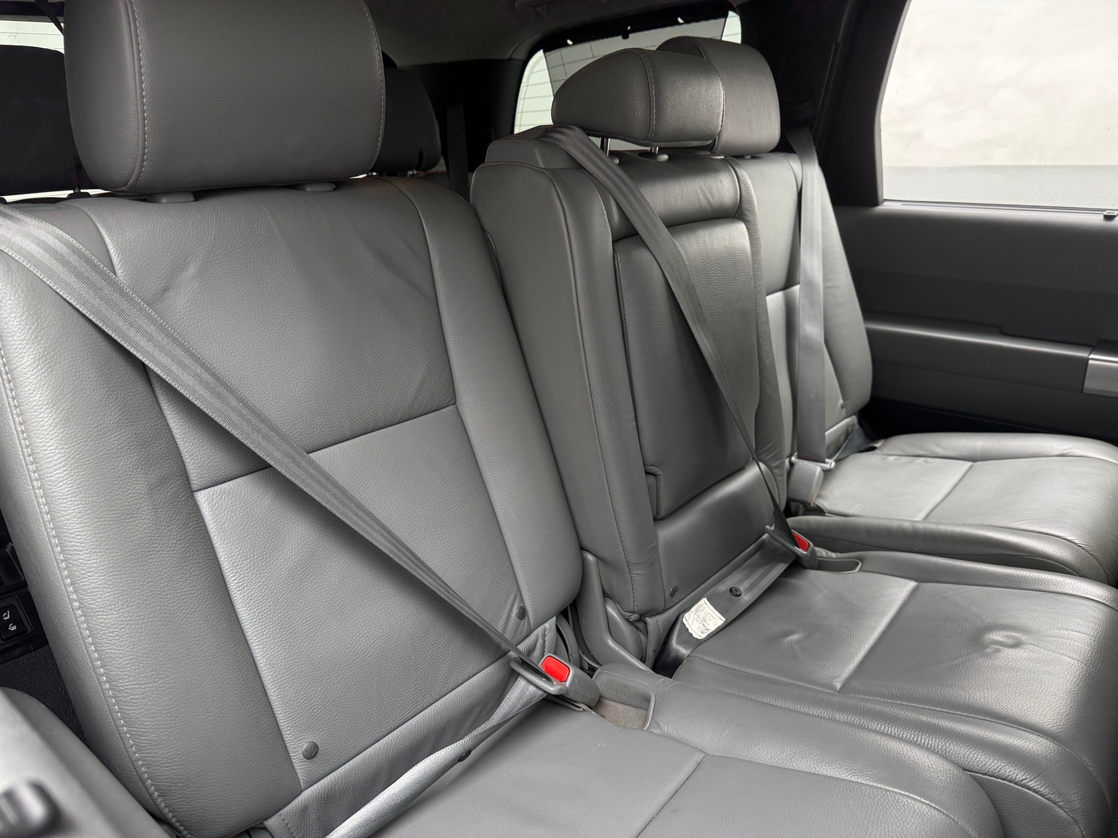 Thumbnail: 2019 Toyota Sequoia - 5