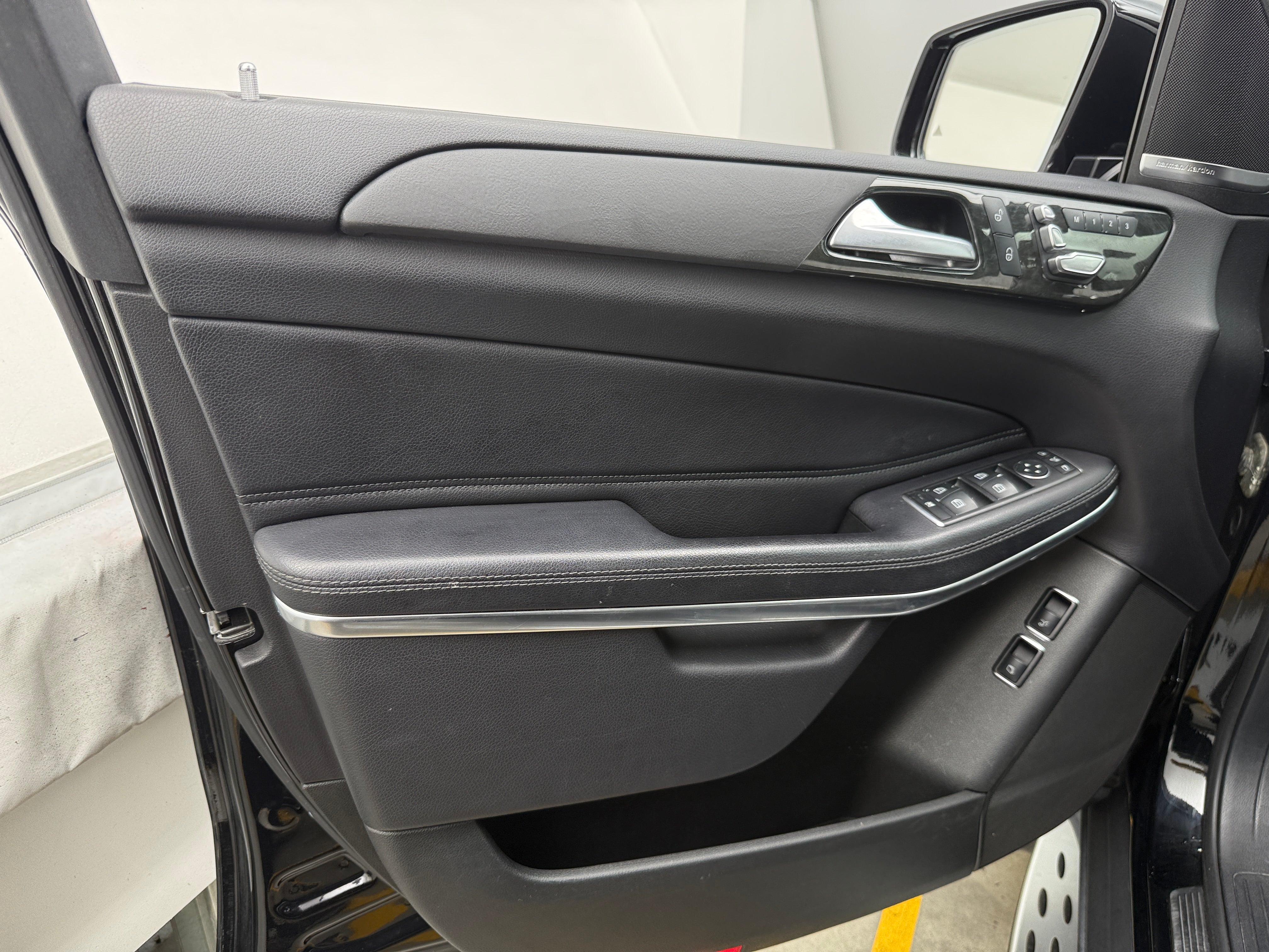 2017 Mercedes-Benz GLS-Class GLS550 - Photo 10