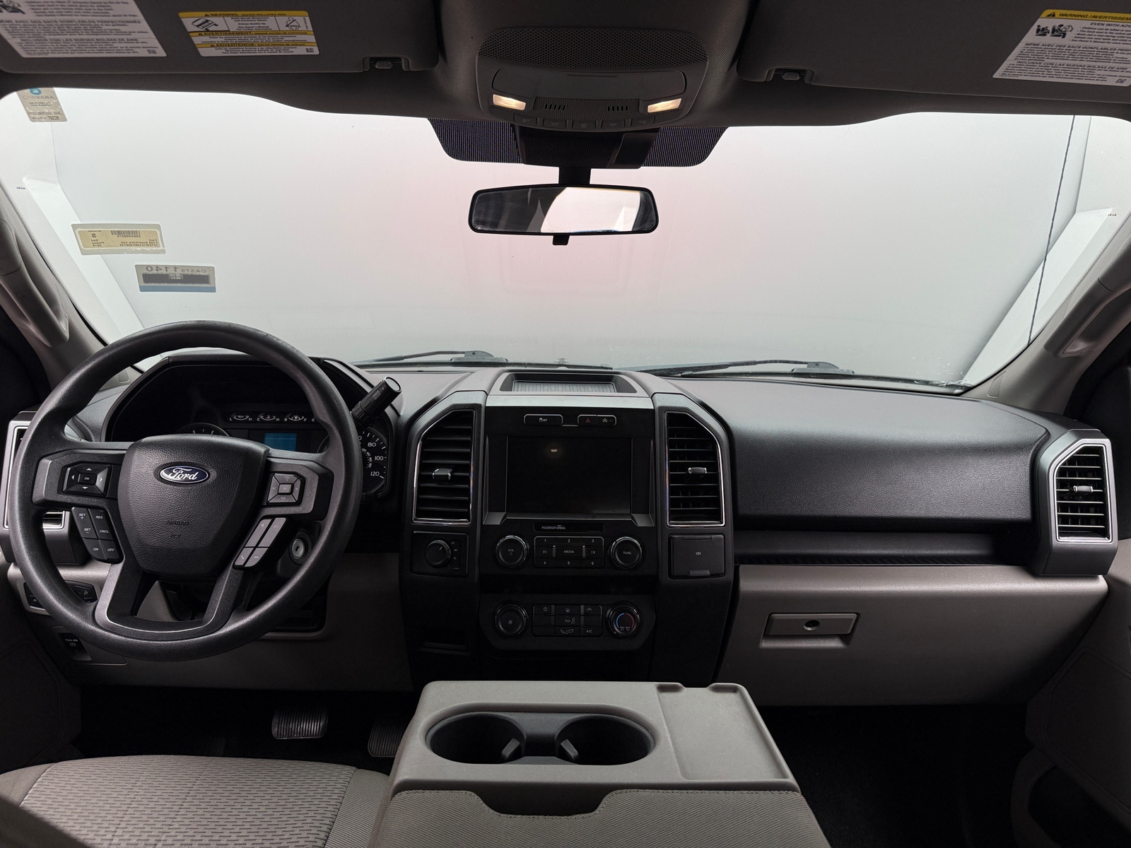 Thumbnail: 2019 Ford Econoline - 3