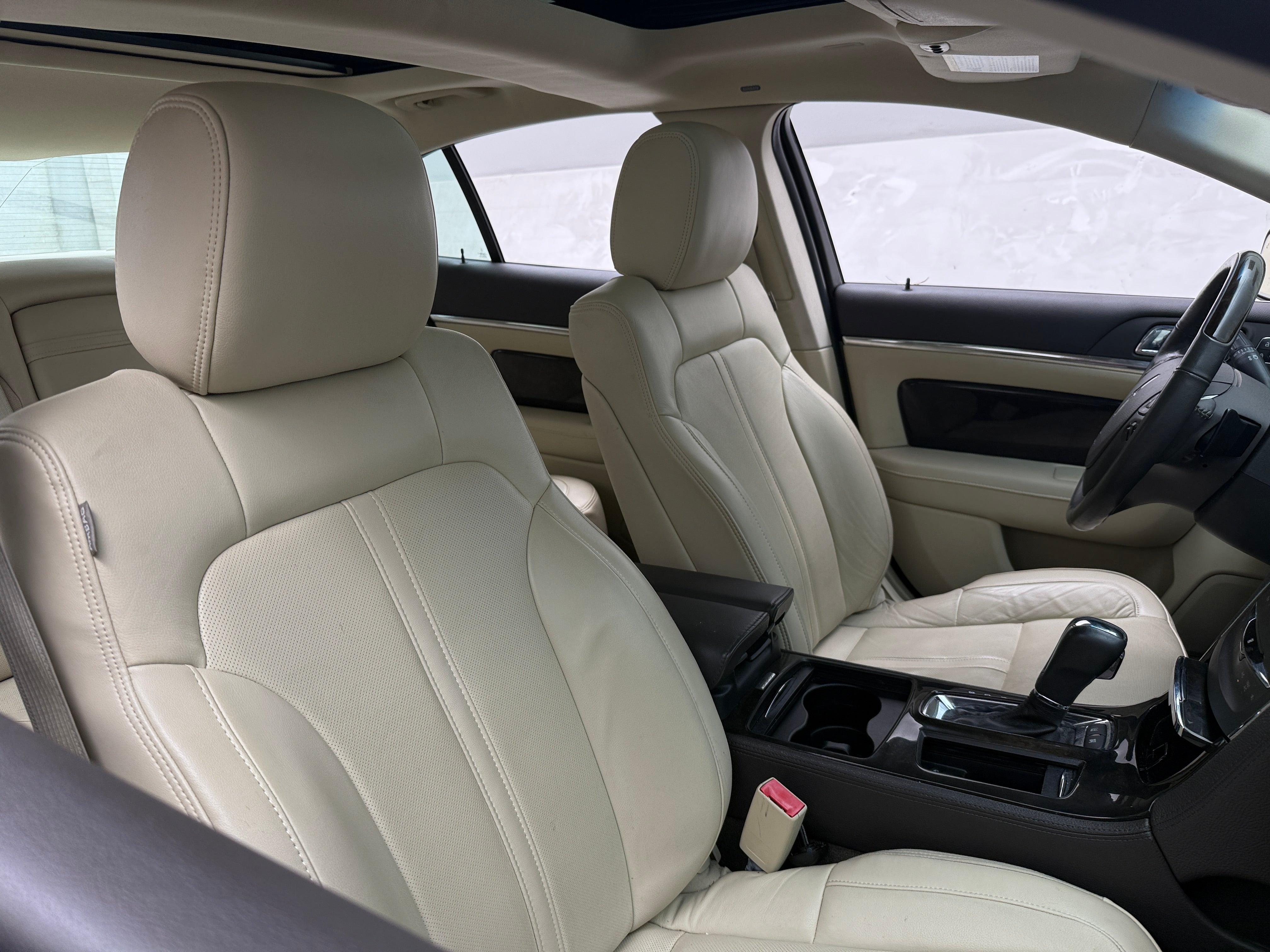 2013 Lincoln MKS