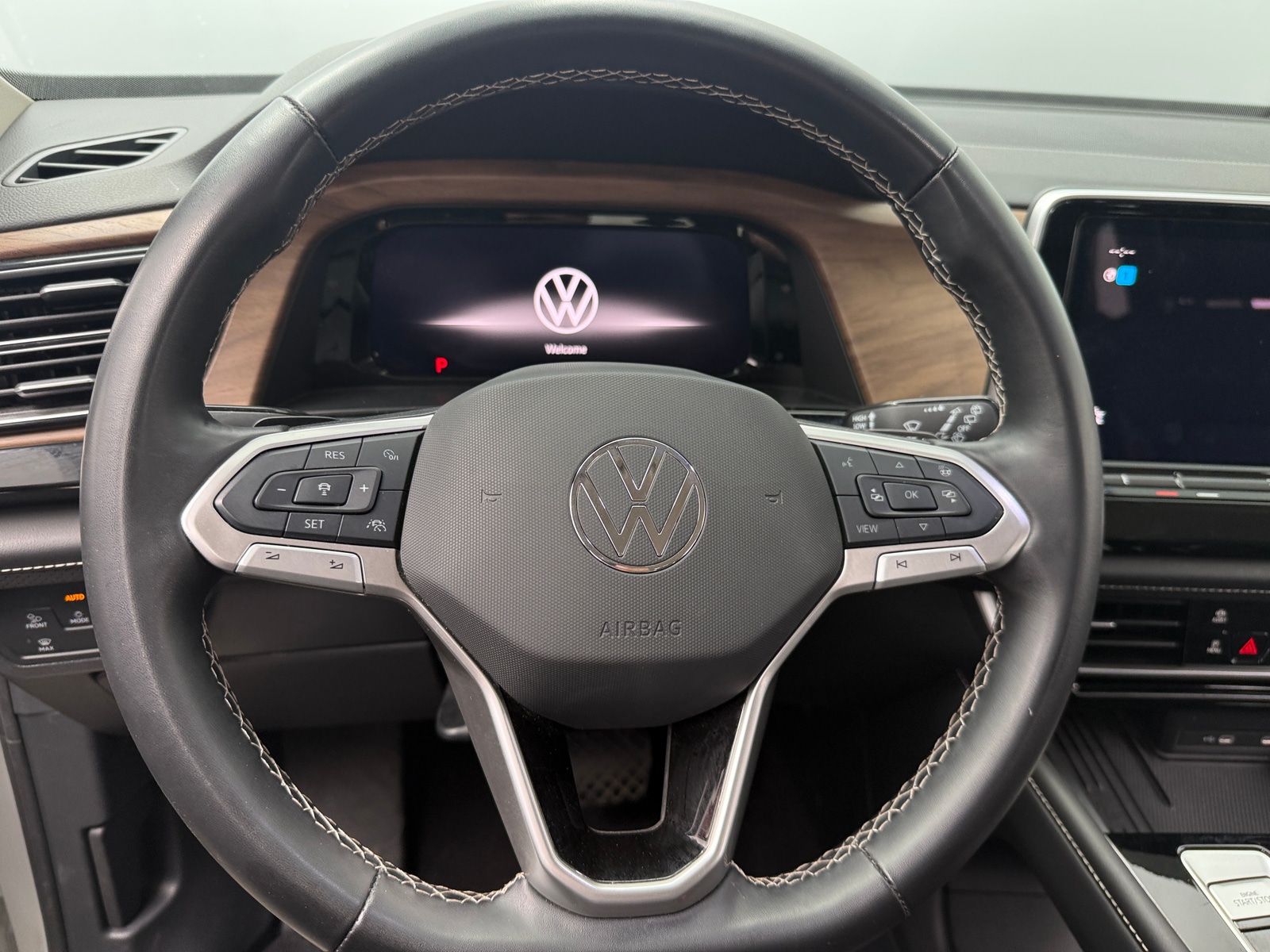 Thumbnail: 2025 Volkswagen Atlas - 4