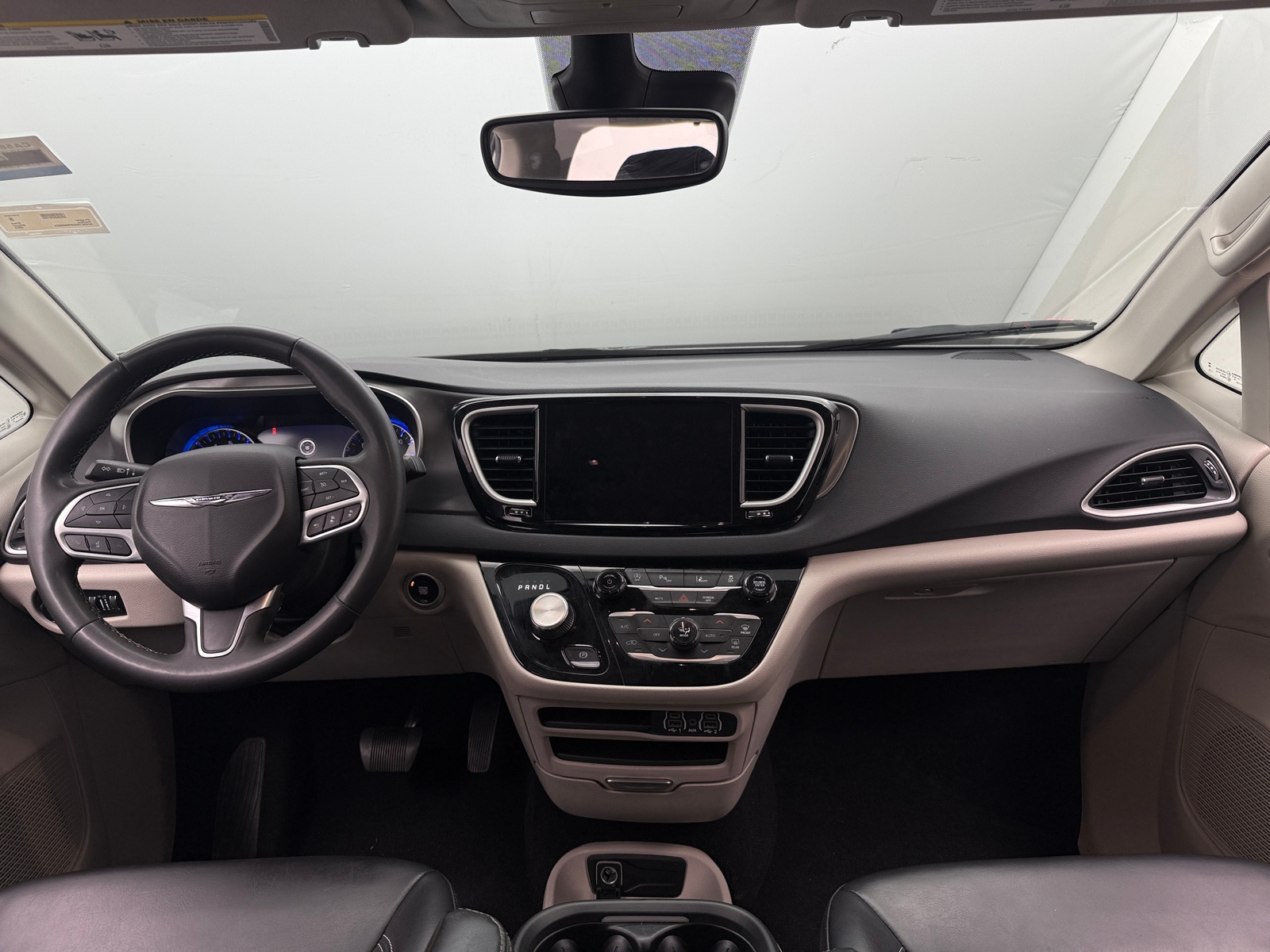 Thumbnail: 2023 Chrysler Pacifica - 2