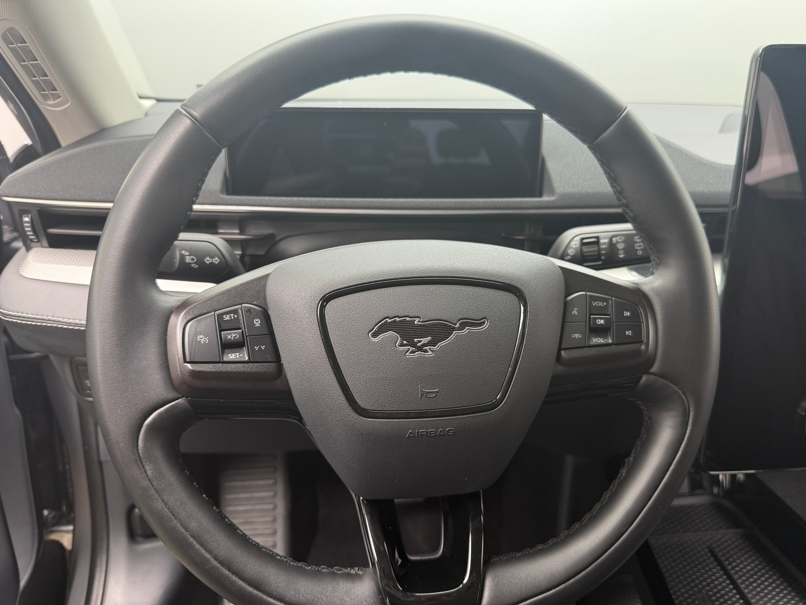 Thumbnail: 2021 Ford Mustang Mach-E - 5