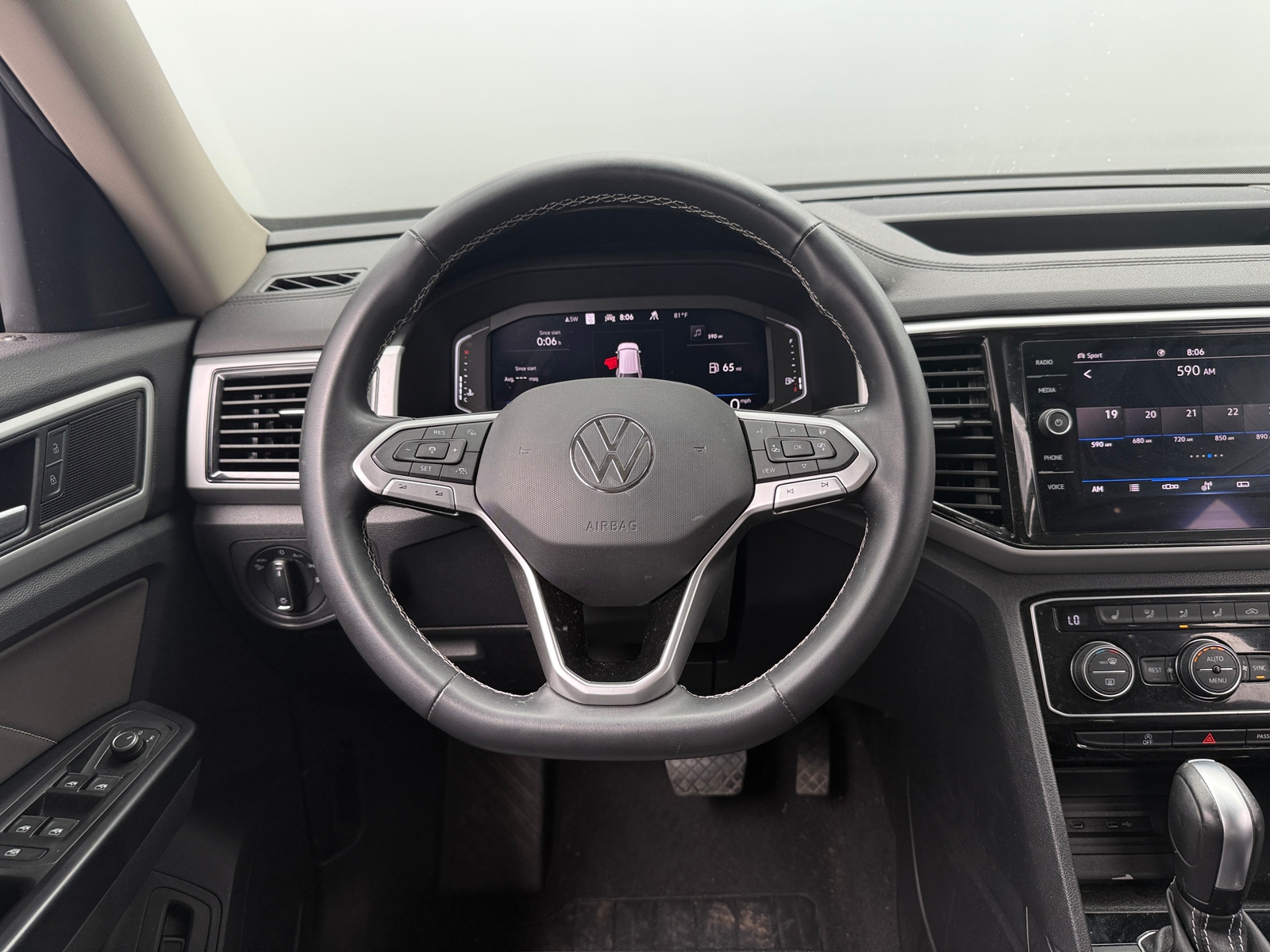 Thumbnail: 2021 Volkswagen Atlas - 4