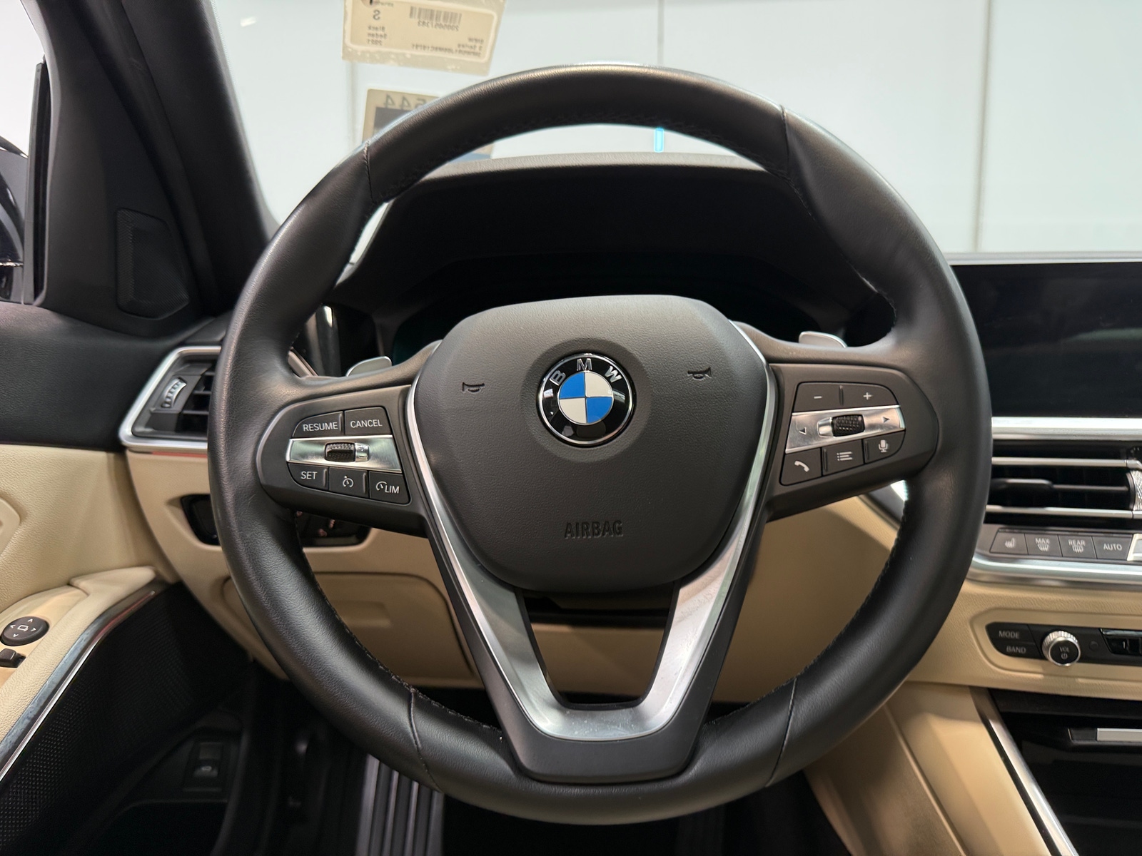 Thumbnail: 2021 BMW 3 Series - 4