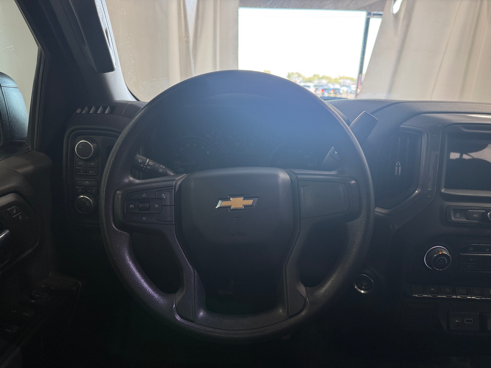 Thumbnail: 2022 Chevrolet Silverado 1500 - 5