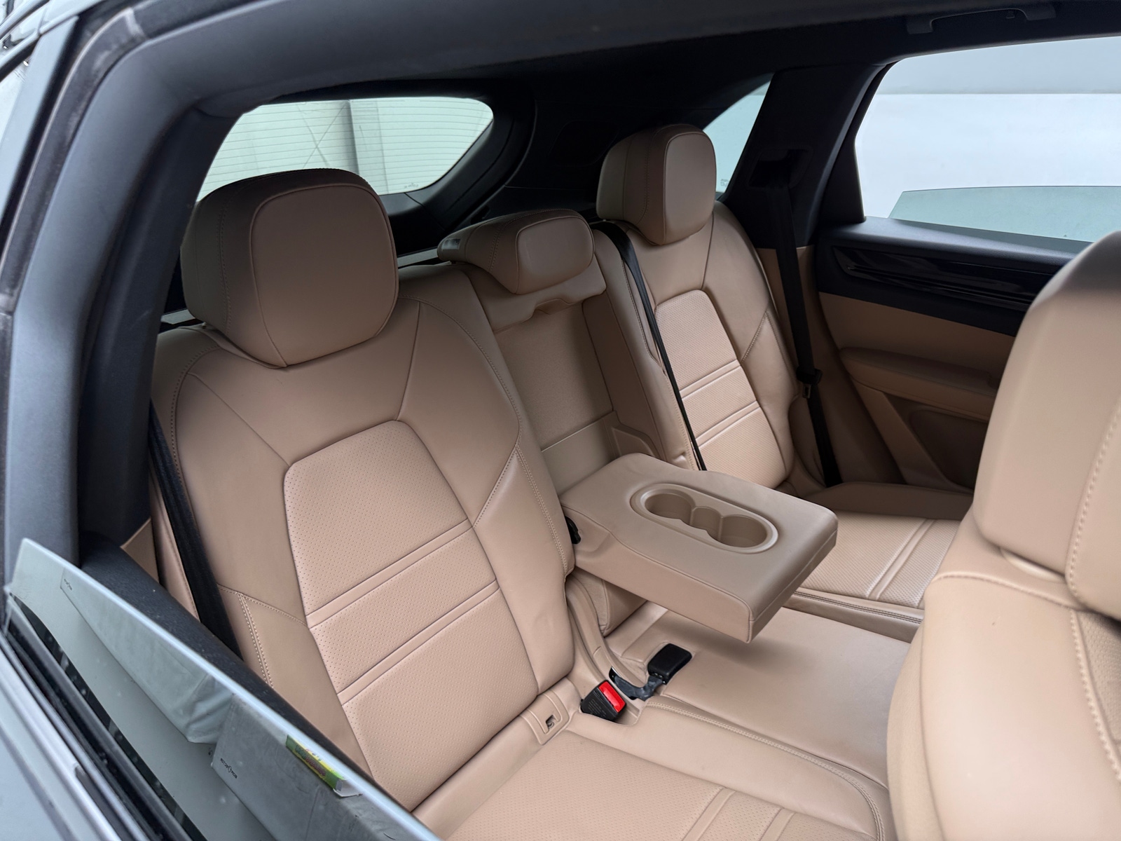 Thumbnail: 2020 Porsche Cayenne - 5