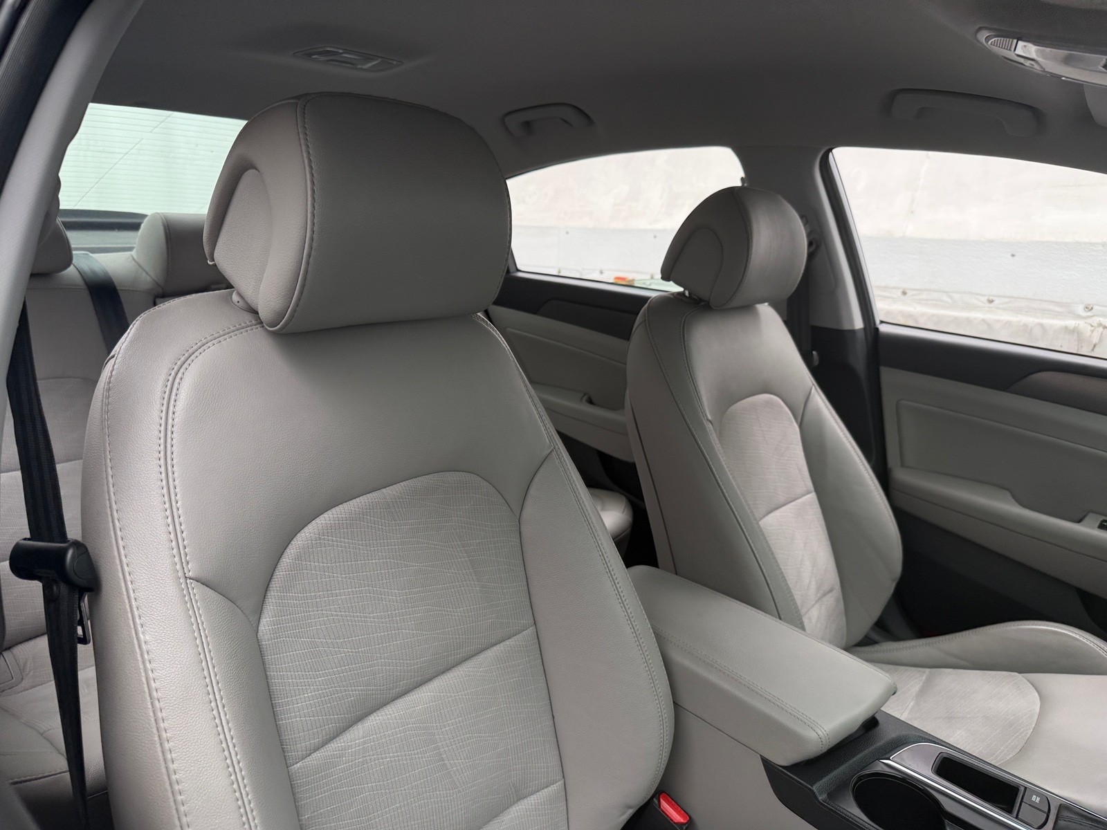 Thumbnail: 2015 Hyundai Sonata - 2