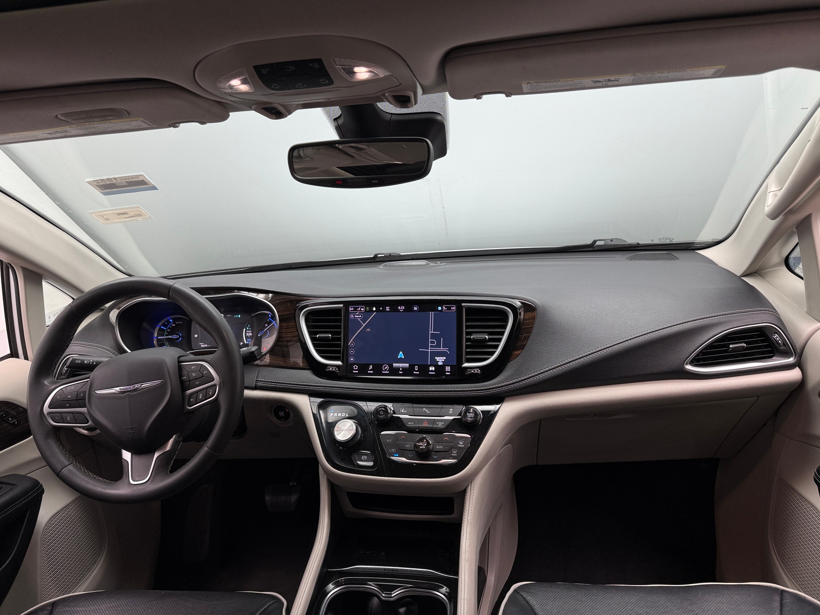 Thumbnail: 2023 Chrysler Pacifica - 2