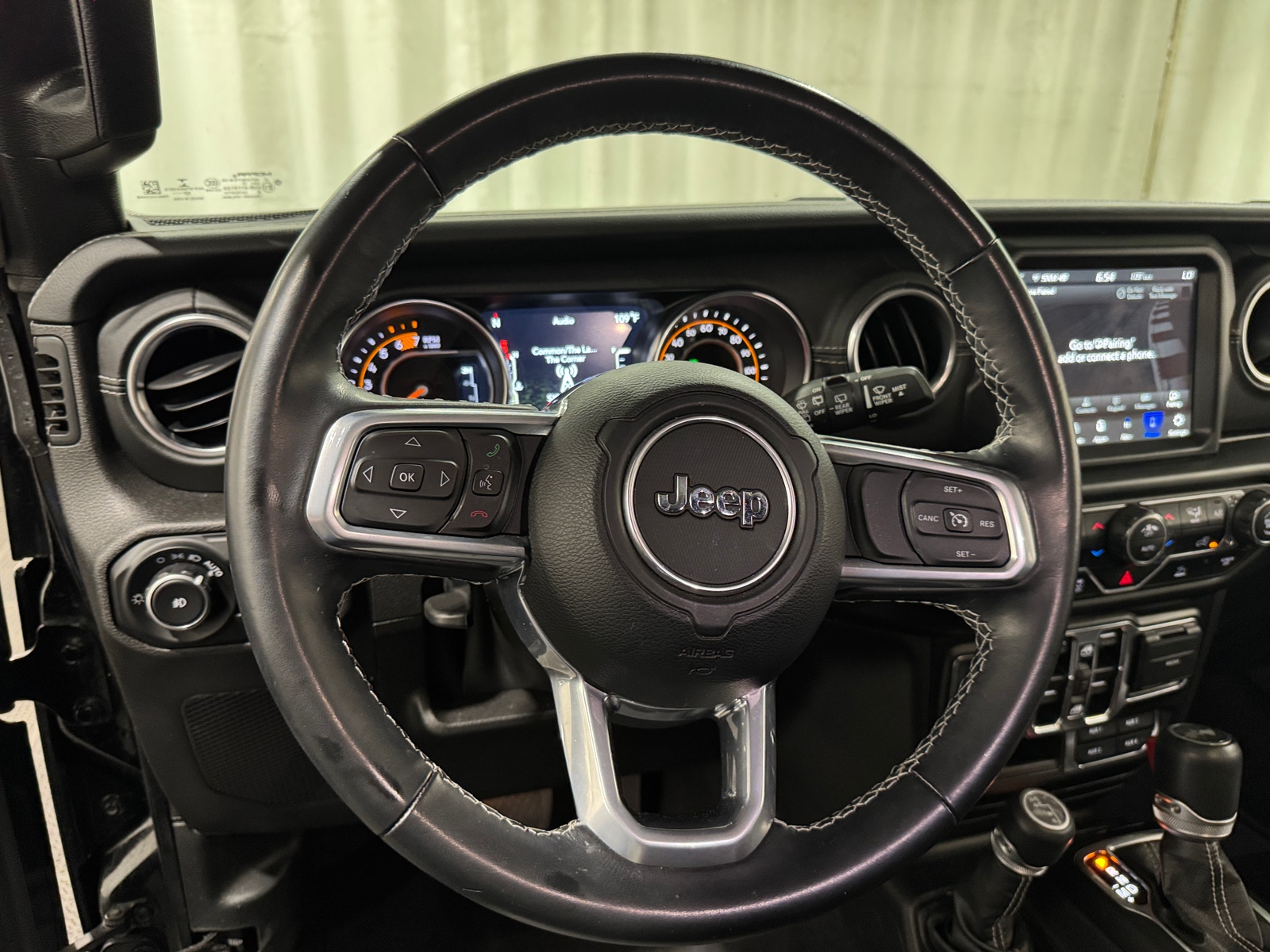 Thumbnail: 2021 Jeep Wrangler - 5