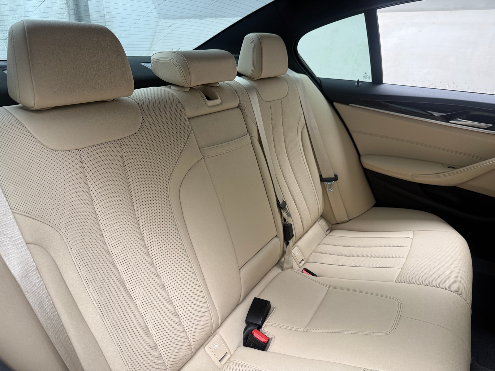 Thumbnail: 2023 BMW 5 Series - 5