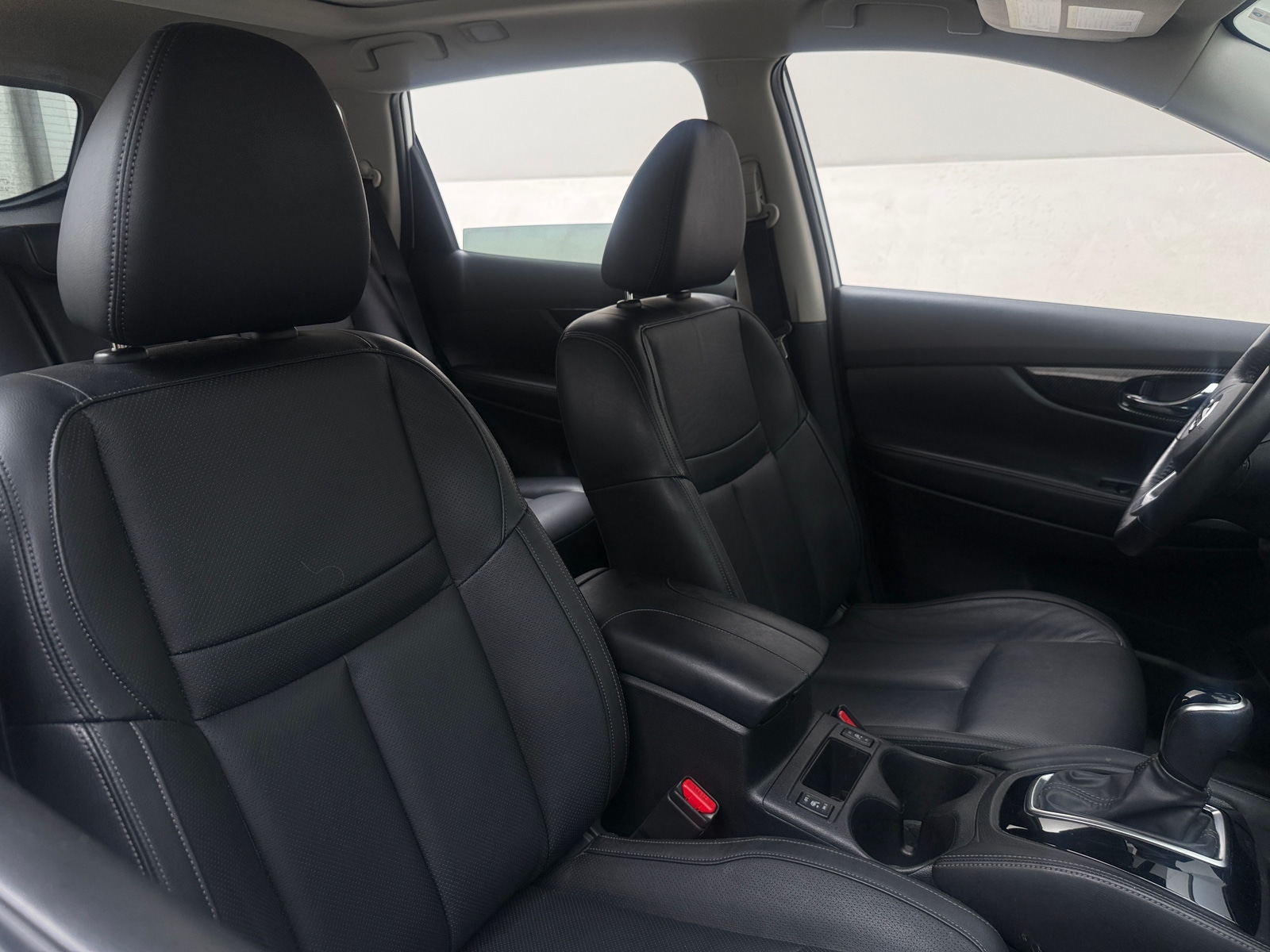 Thumbnail: 2018 Nissan Rogue - 2