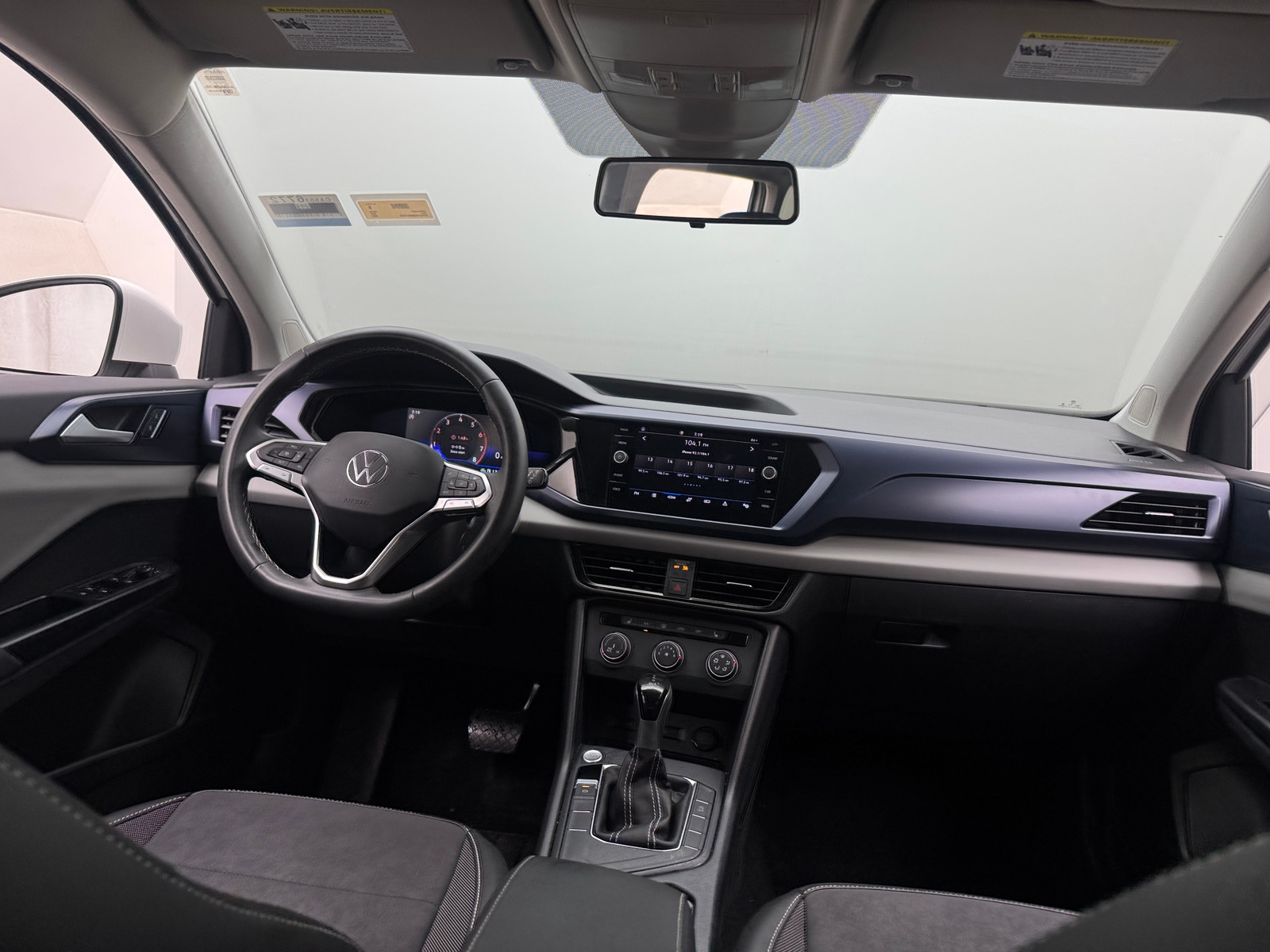 Thumbnail: 2022 Volkswagen Taos - 2