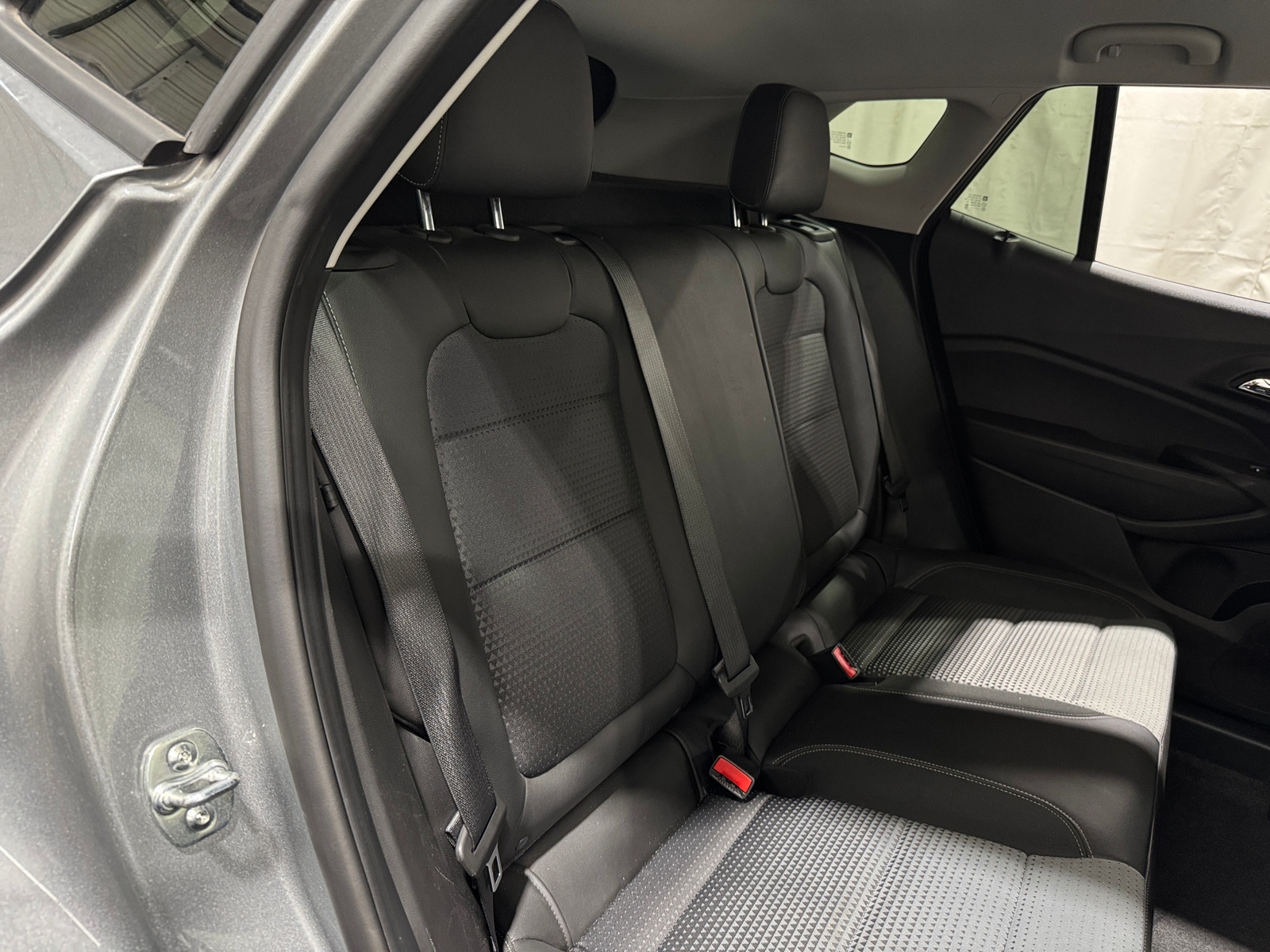 Thumbnail: 2025 Chevrolet Trax - 6