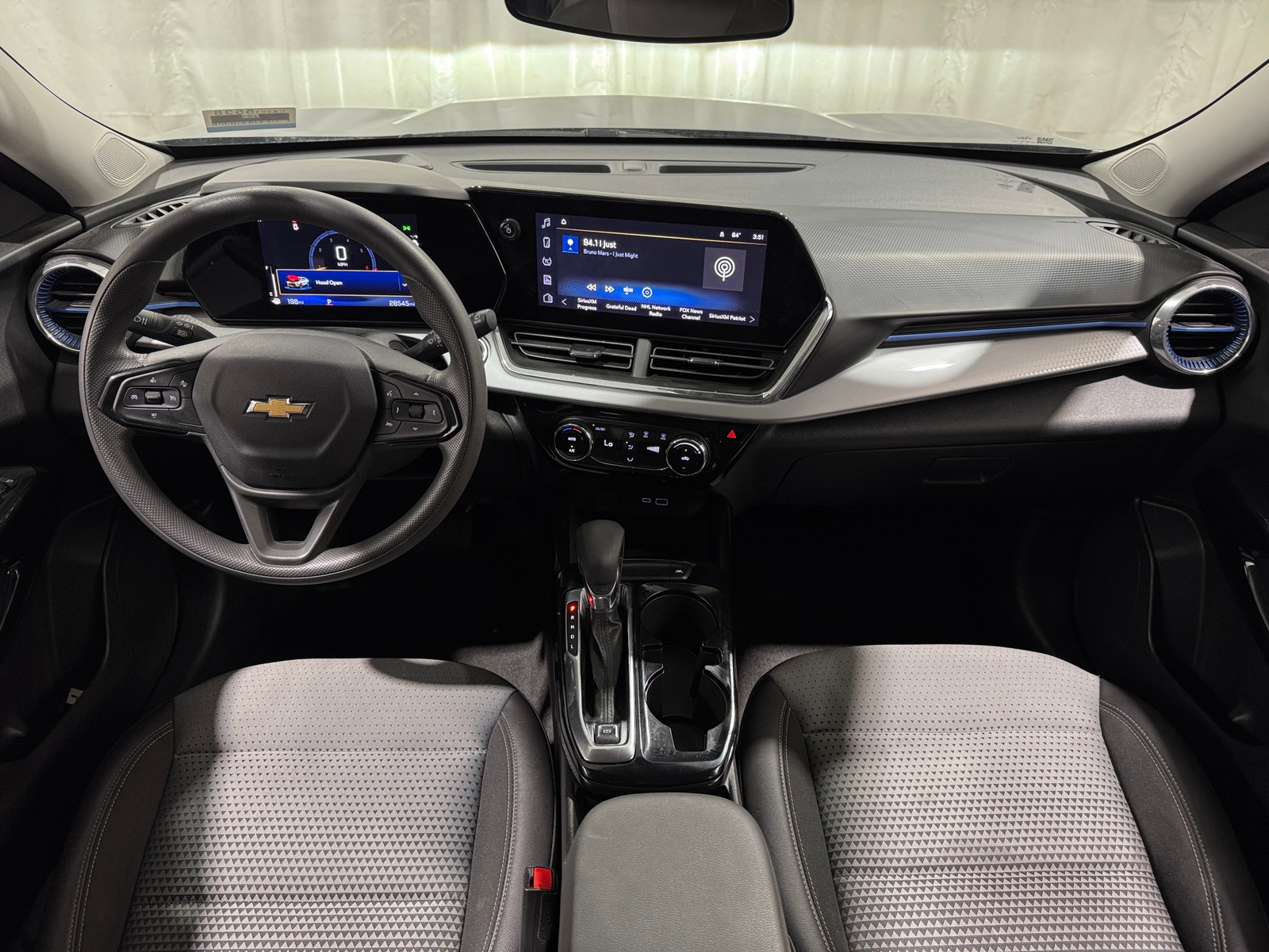 Thumbnail: 2025 Chevrolet Trax - 3
