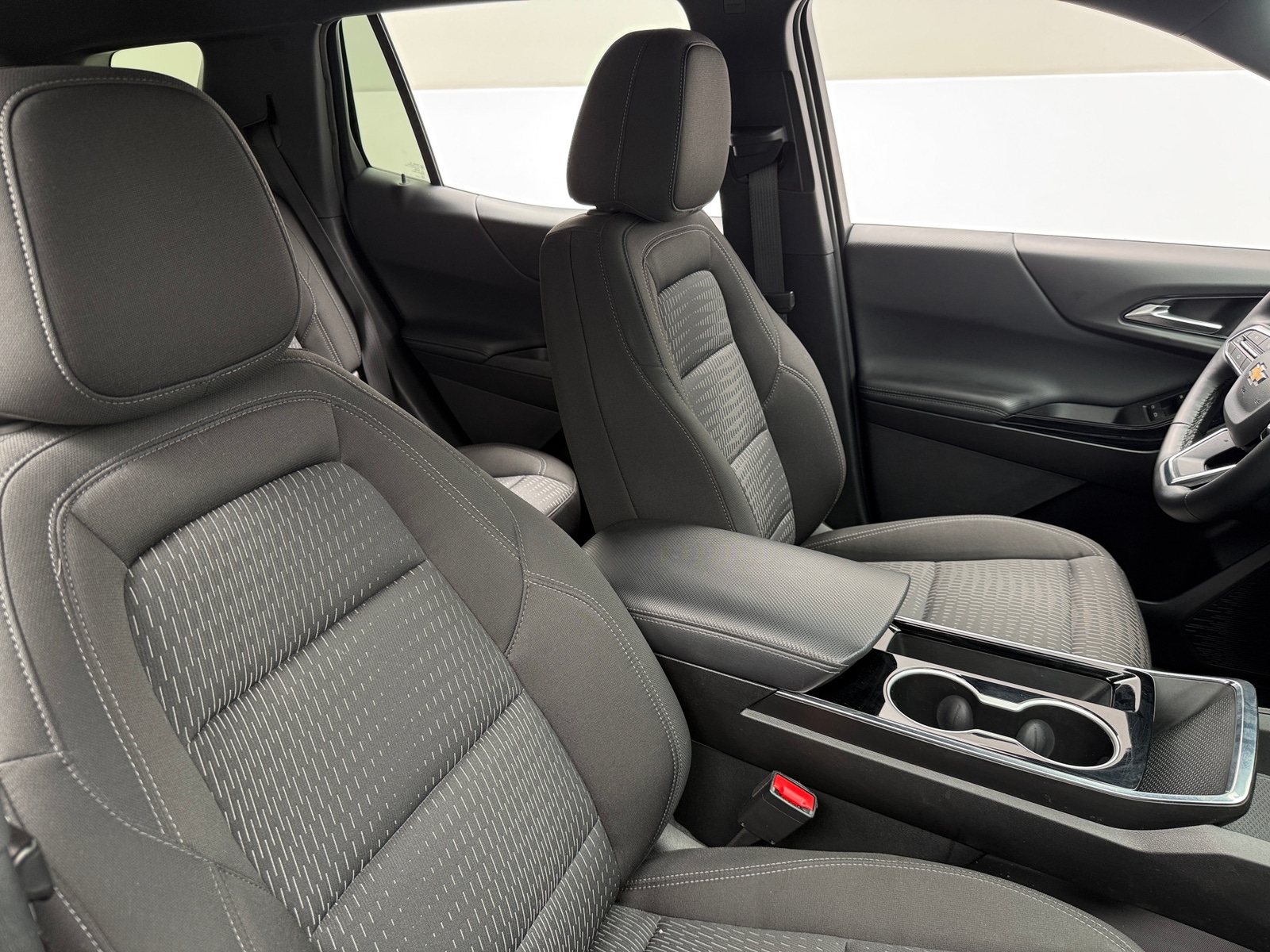 Thumbnail: 2025 Chevrolet Equinox - 2