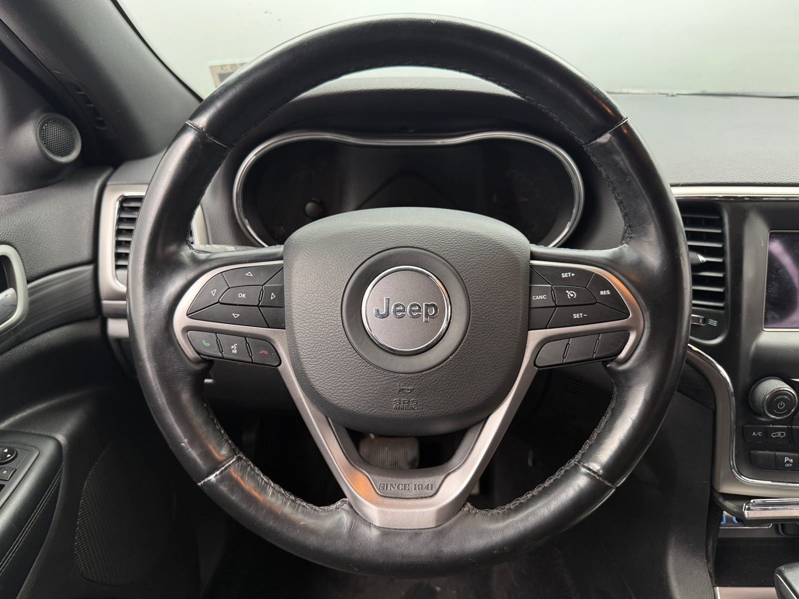 Thumbnail: 2021 Jeep Grand Cherokee - 5
