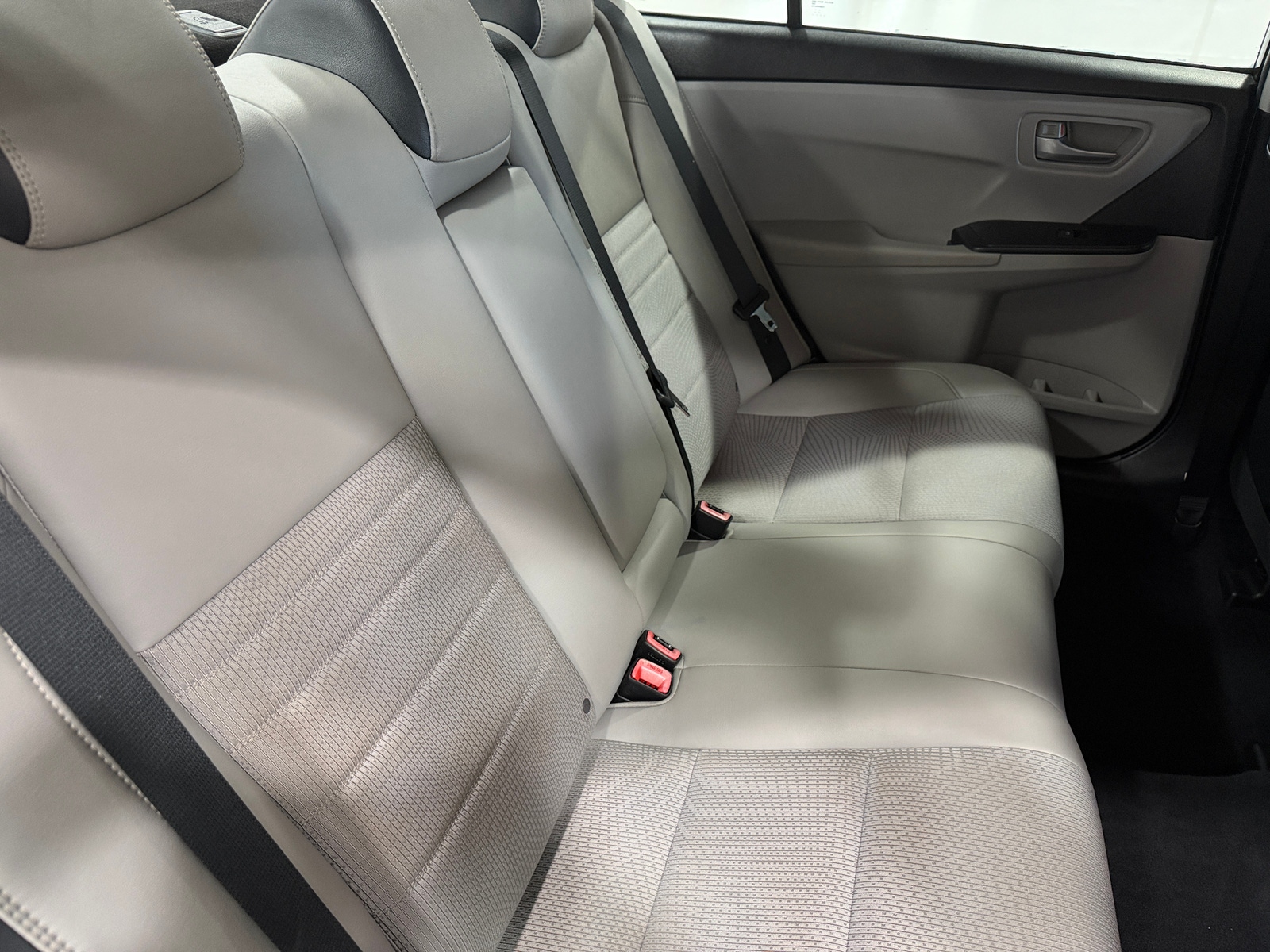 Thumbnail: 2017 Toyota Camry - 6