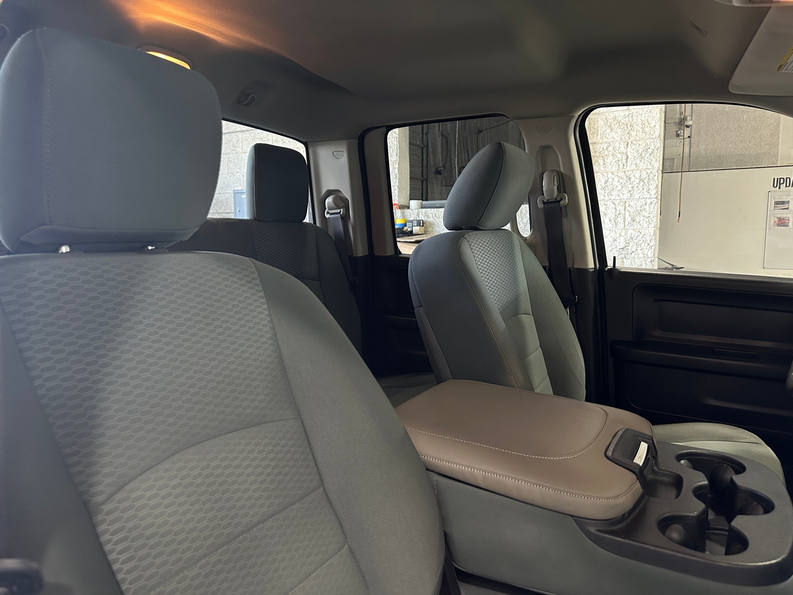 Thumbnail: 2019 RAM 1500 Classic - 2