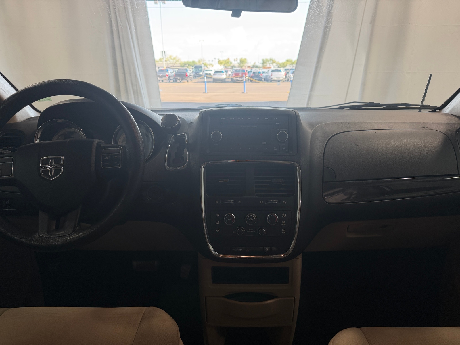 Thumbnail: 2014 Dodge Grand Caravan - 3