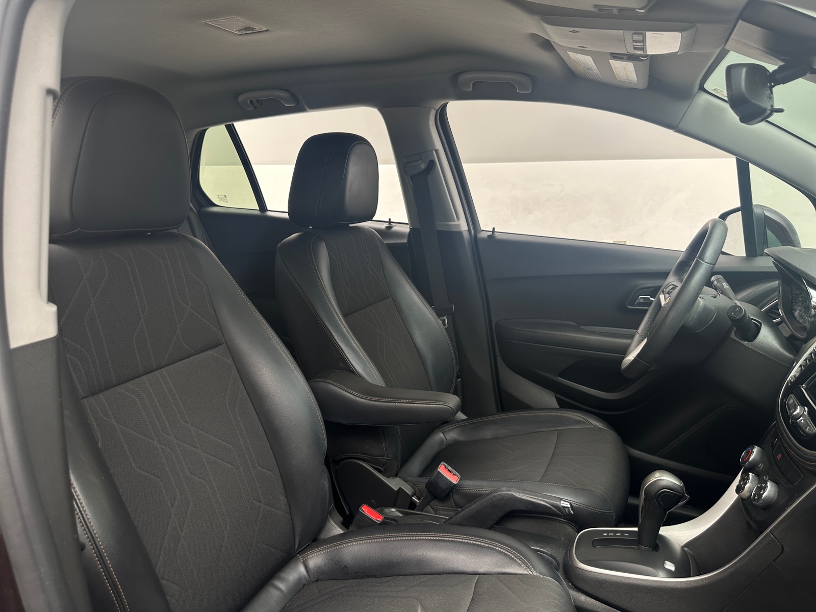 Thumbnail: 2020 Chevrolet Trax - 2