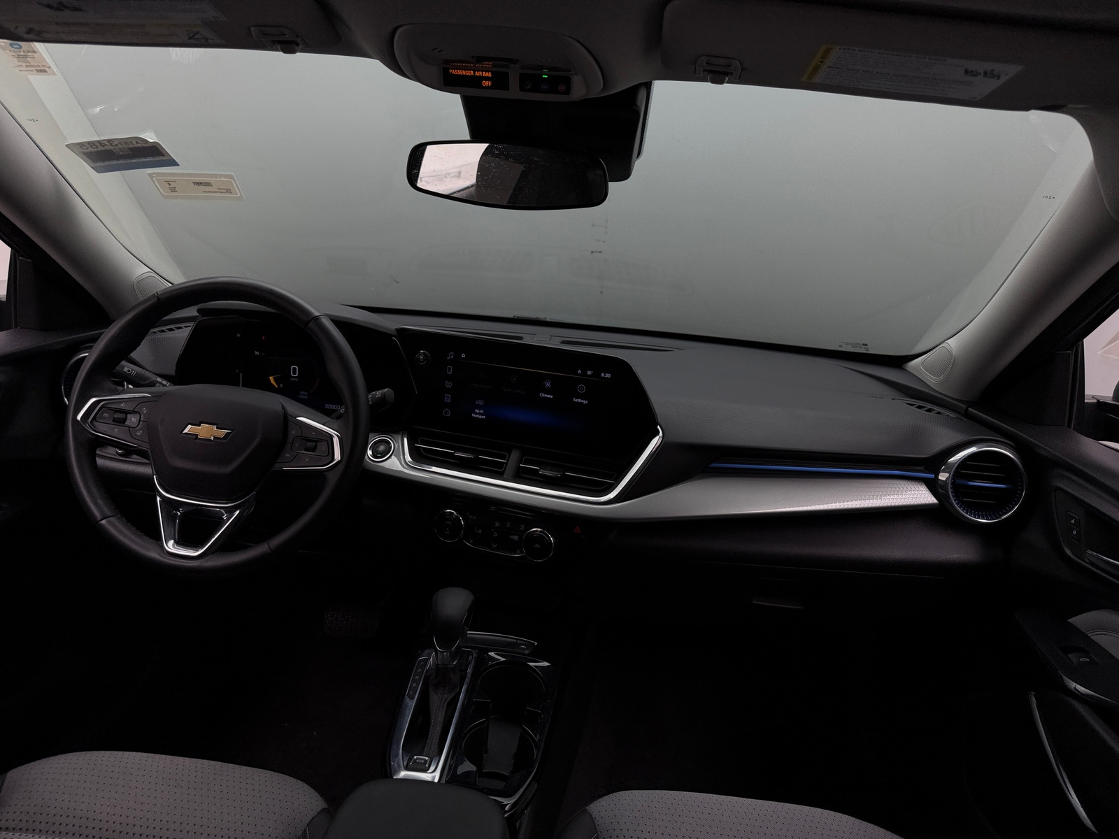 Thumbnail: 2025 Chevrolet Trax - 3