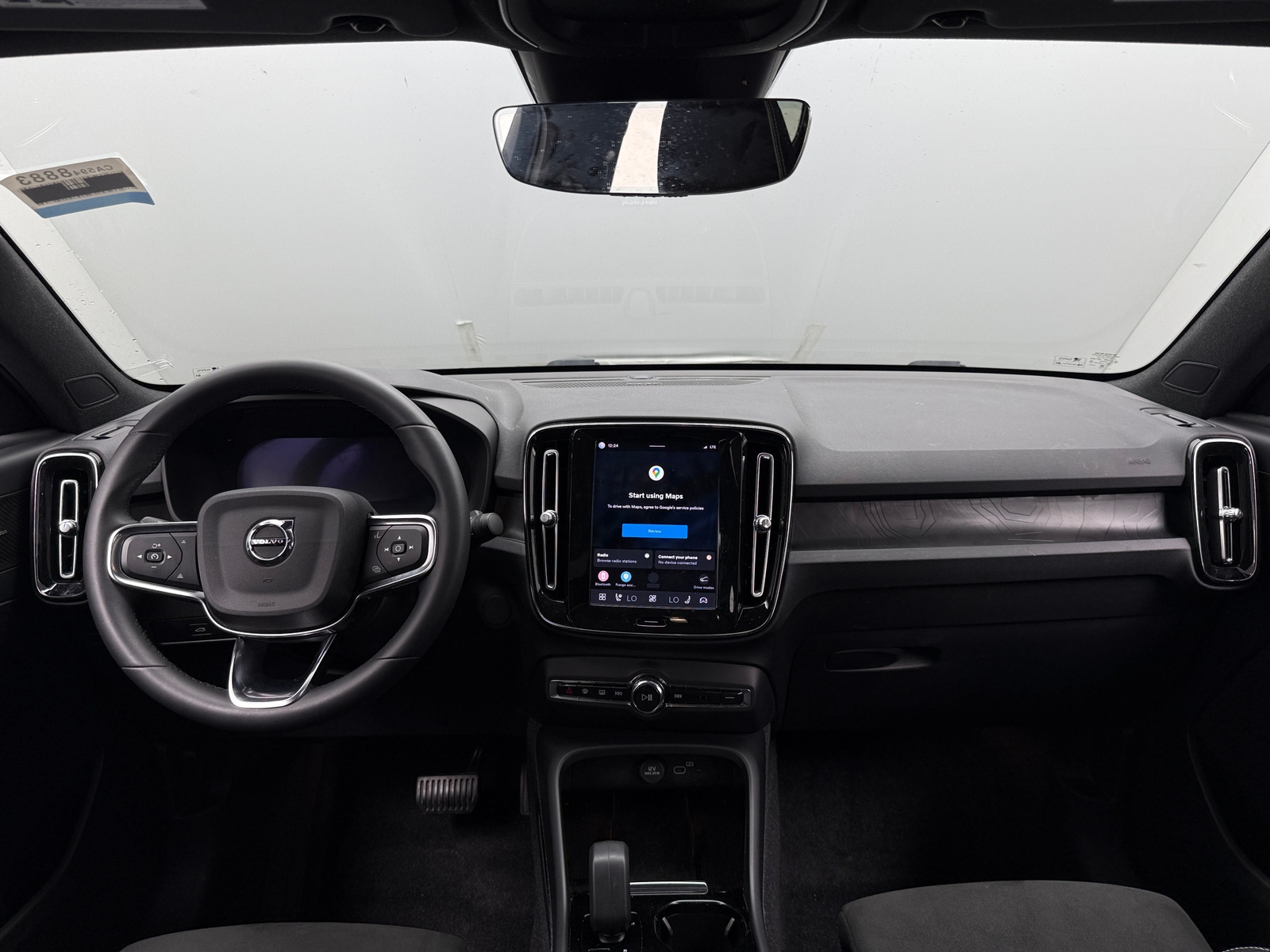 Thumbnail: 2023 Volvo C40 - 3