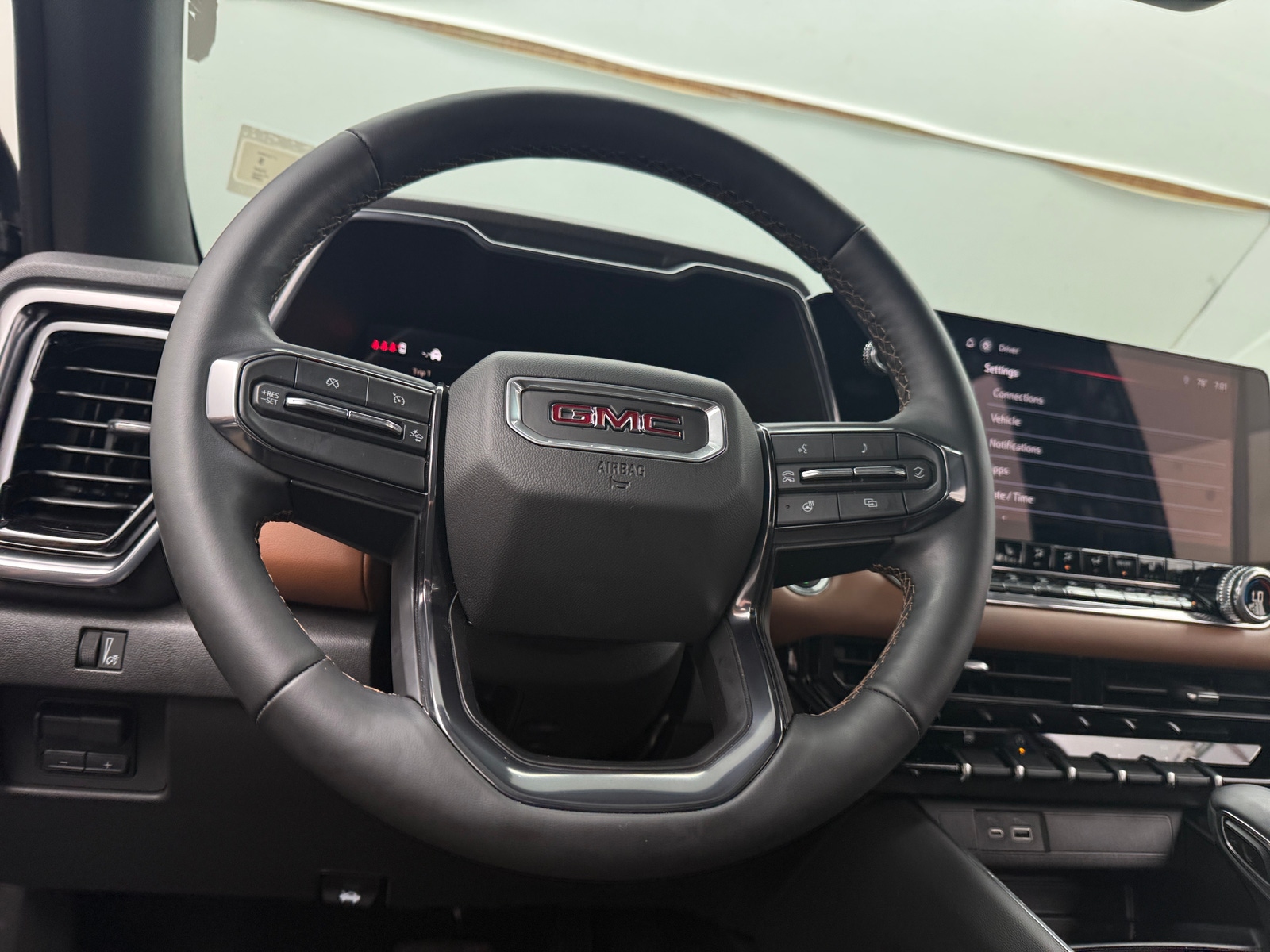 Thumbnail: 2026 GMC Canyon - 4