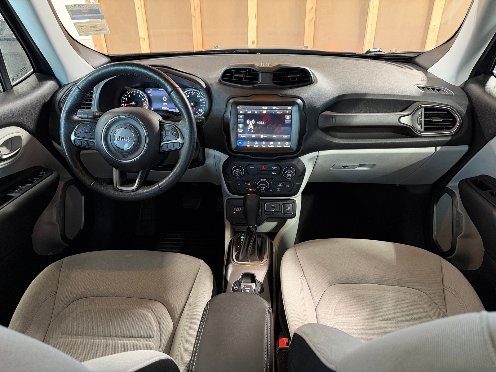 Thumbnail: 2022 Jeep Renegade - 3