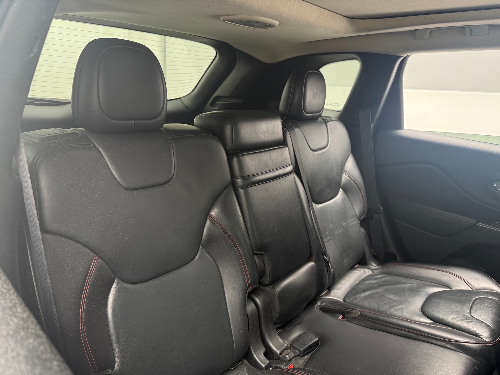 Thumbnail: 2016 Jeep Cherokee - 6
