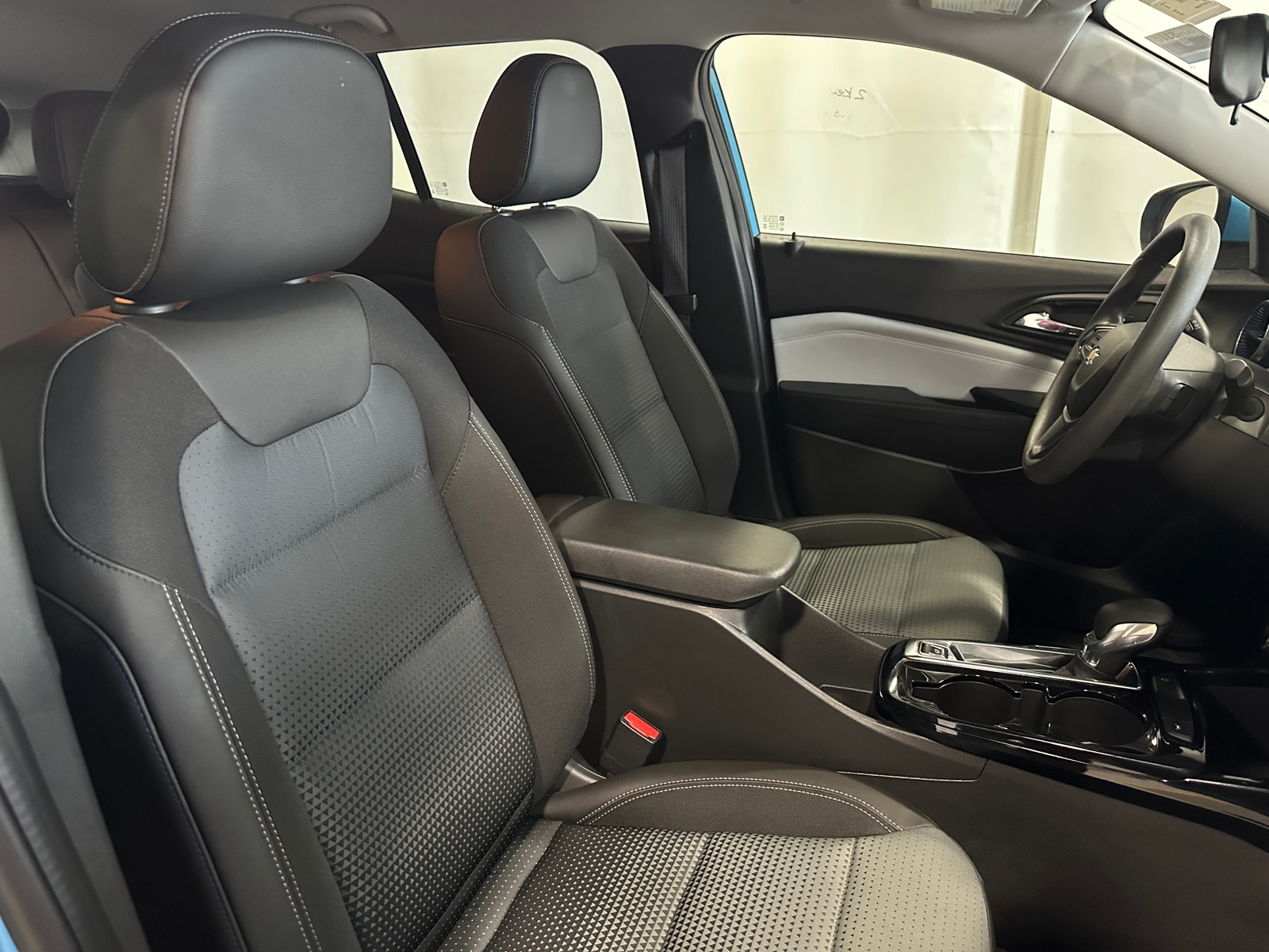 Thumbnail: 2026 Chevrolet Trax - 2