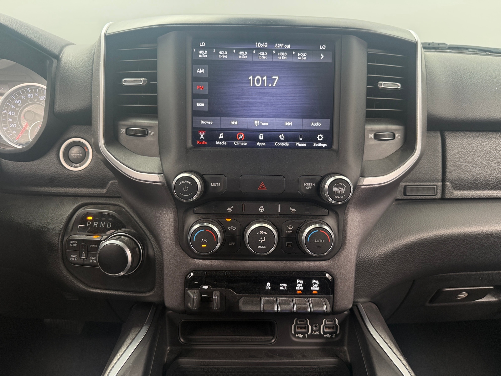 Thumbnail: 2020 RAM 1500 - 4