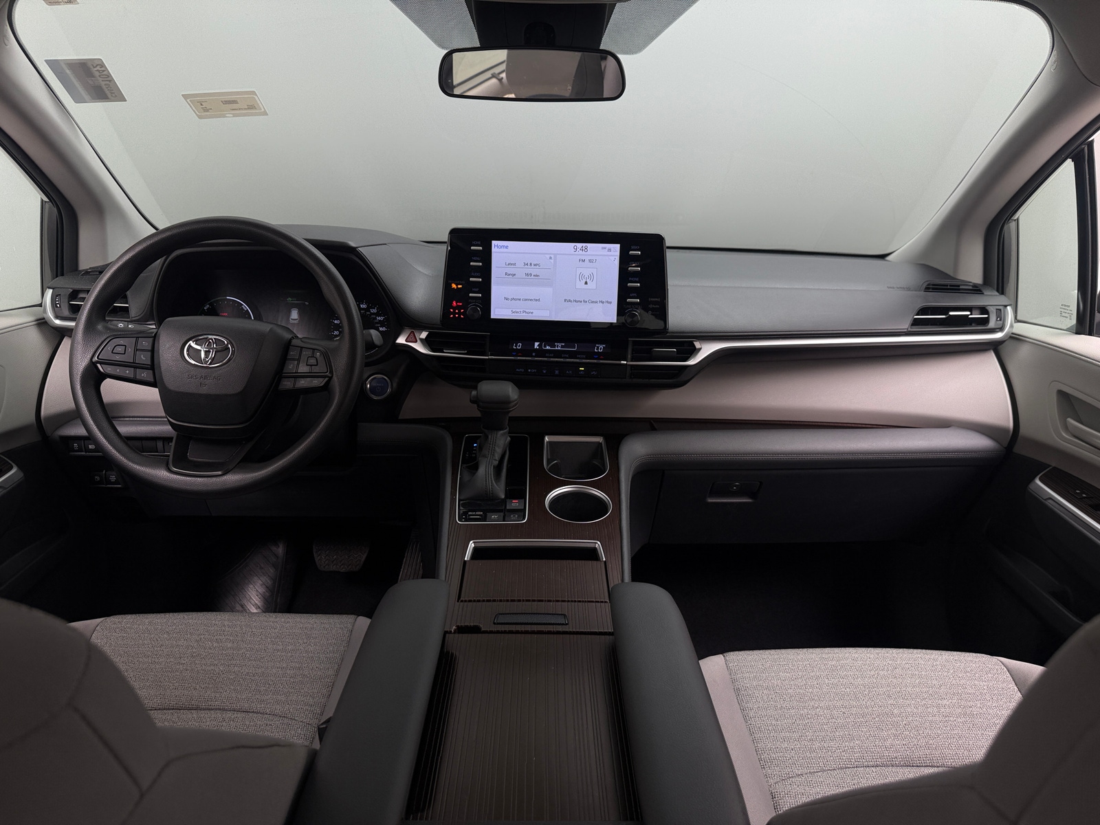 Thumbnail: 2023 Toyota Sienna - 3