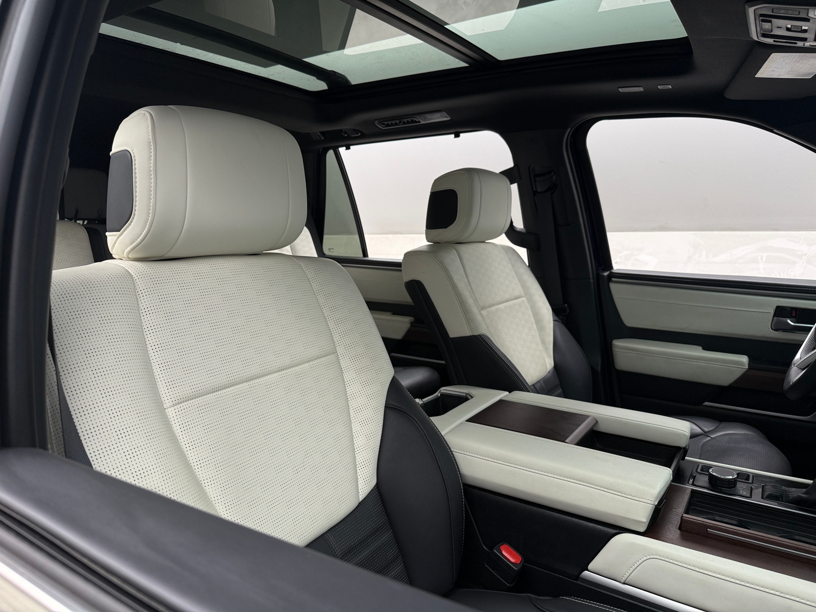 Thumbnail: 2024 Toyota Sequoia - 2