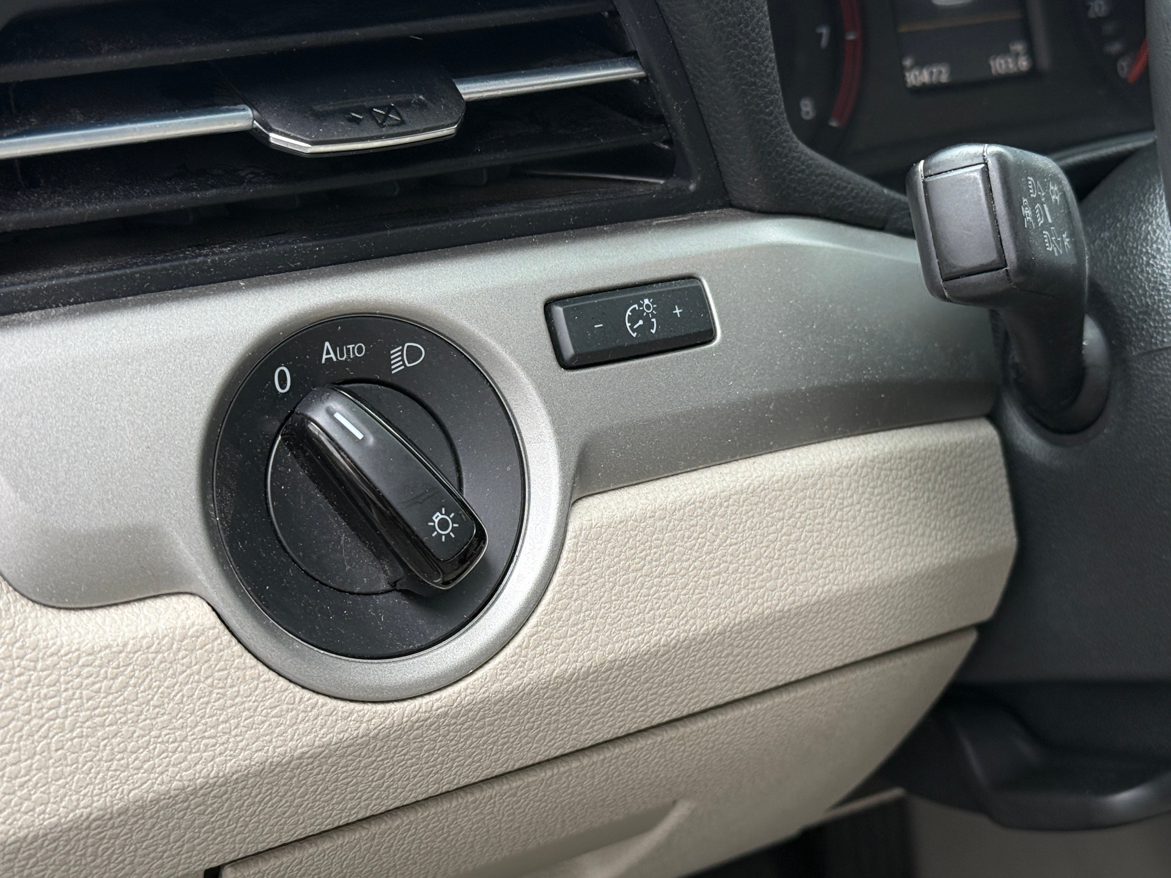 1VWSA7A3XNC004423