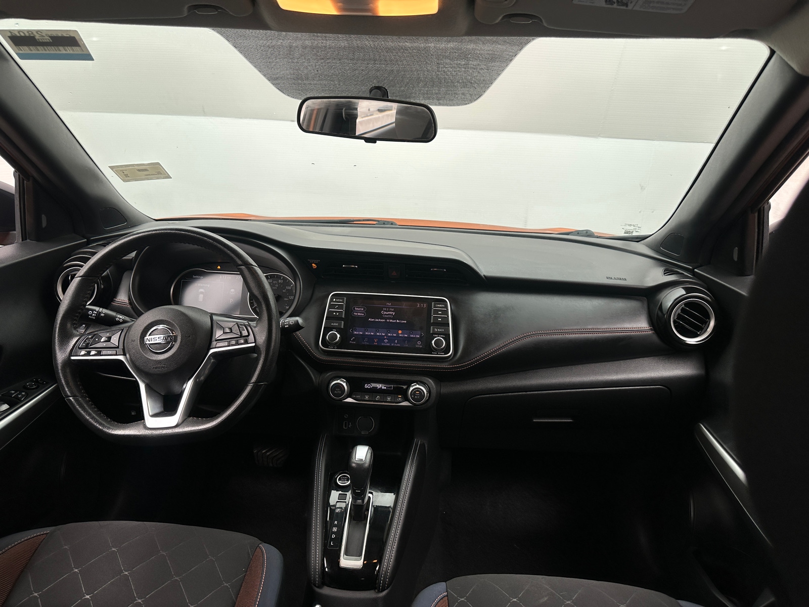 Thumbnail: 2018 Nissan Kicks - 3