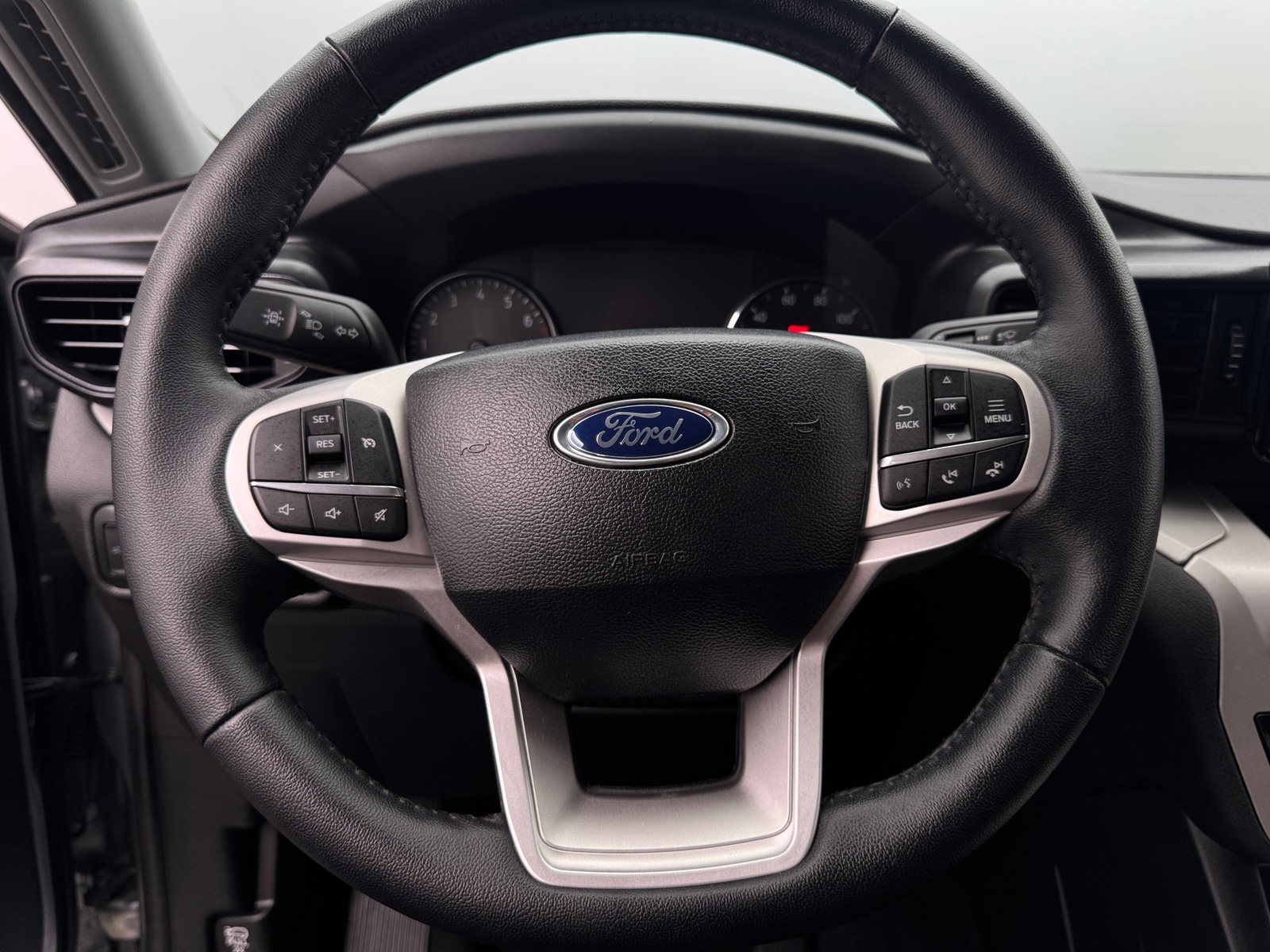 Thumbnail: 2024 Ford Explorer - 5