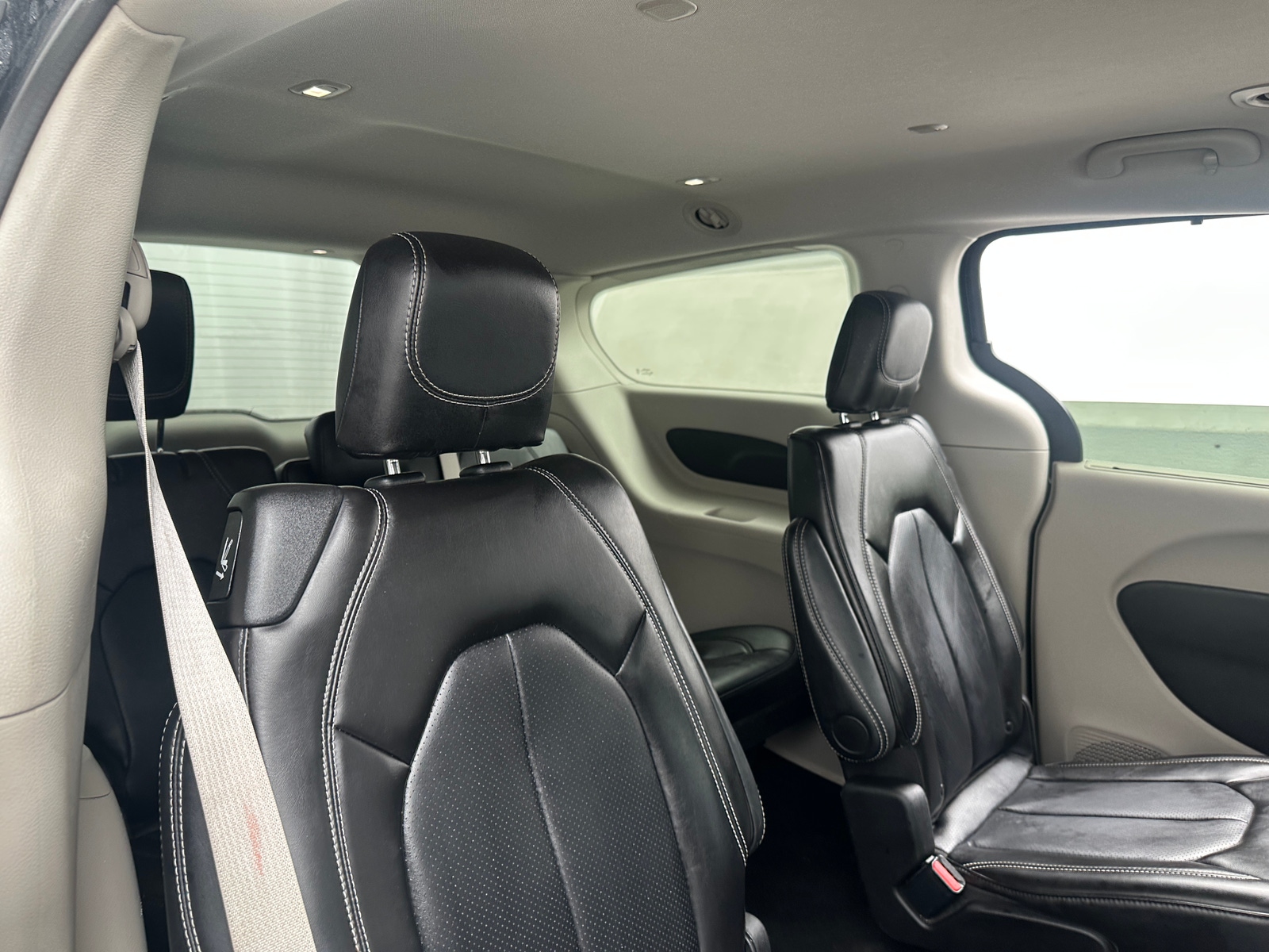 Thumbnail: 2024 Chrysler Pacifica - 5