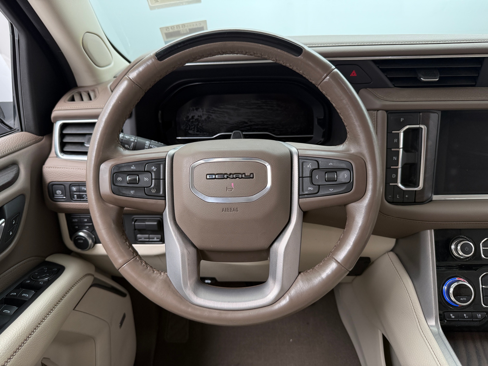Thumbnail: 2024 GMC Yukon XL - 4