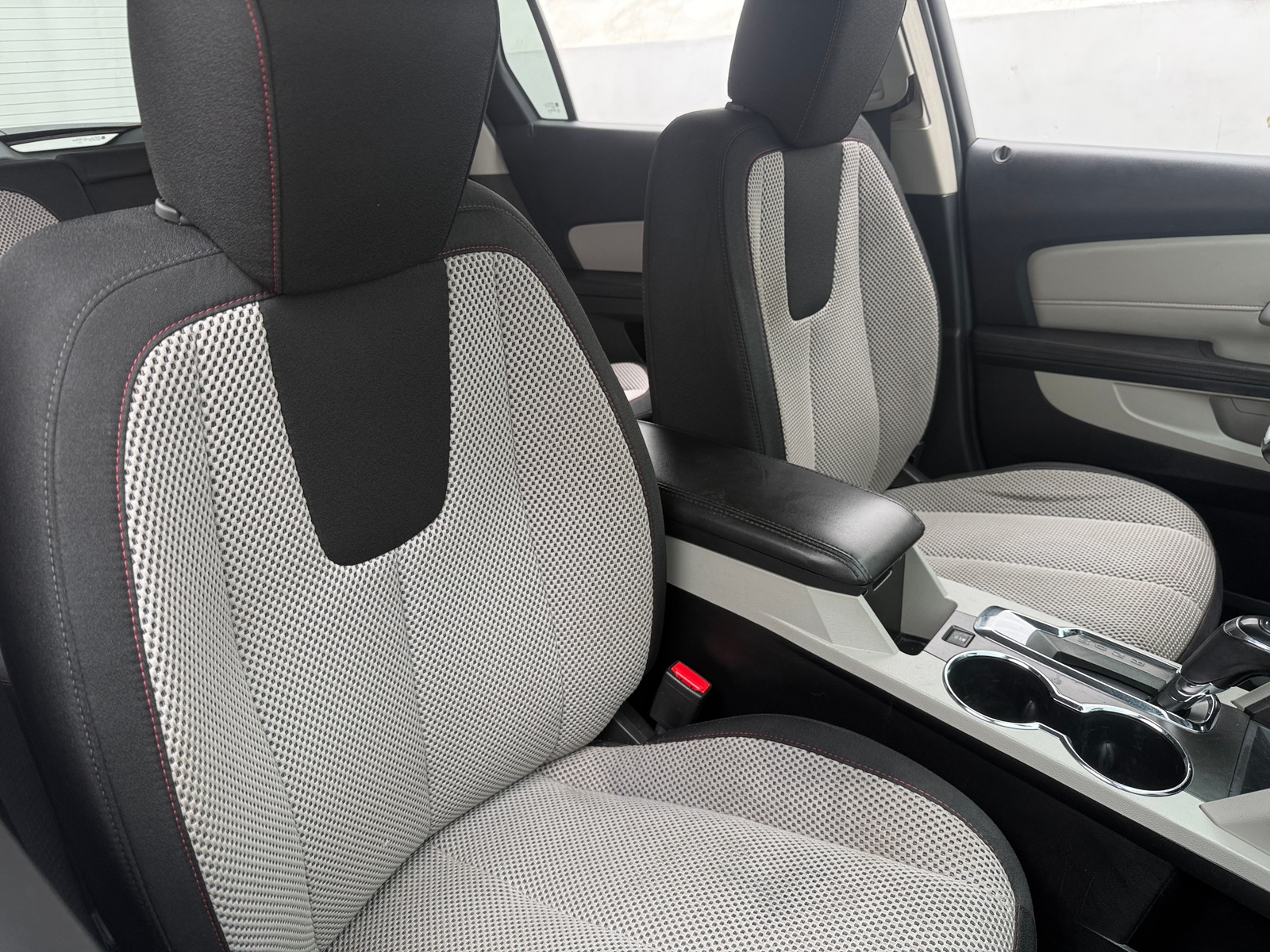 Thumbnail: 2017 GMC Terrain - 2