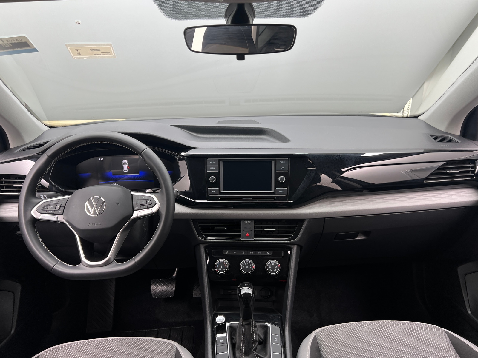 Thumbnail: 2023 Volkswagen Taos - 3