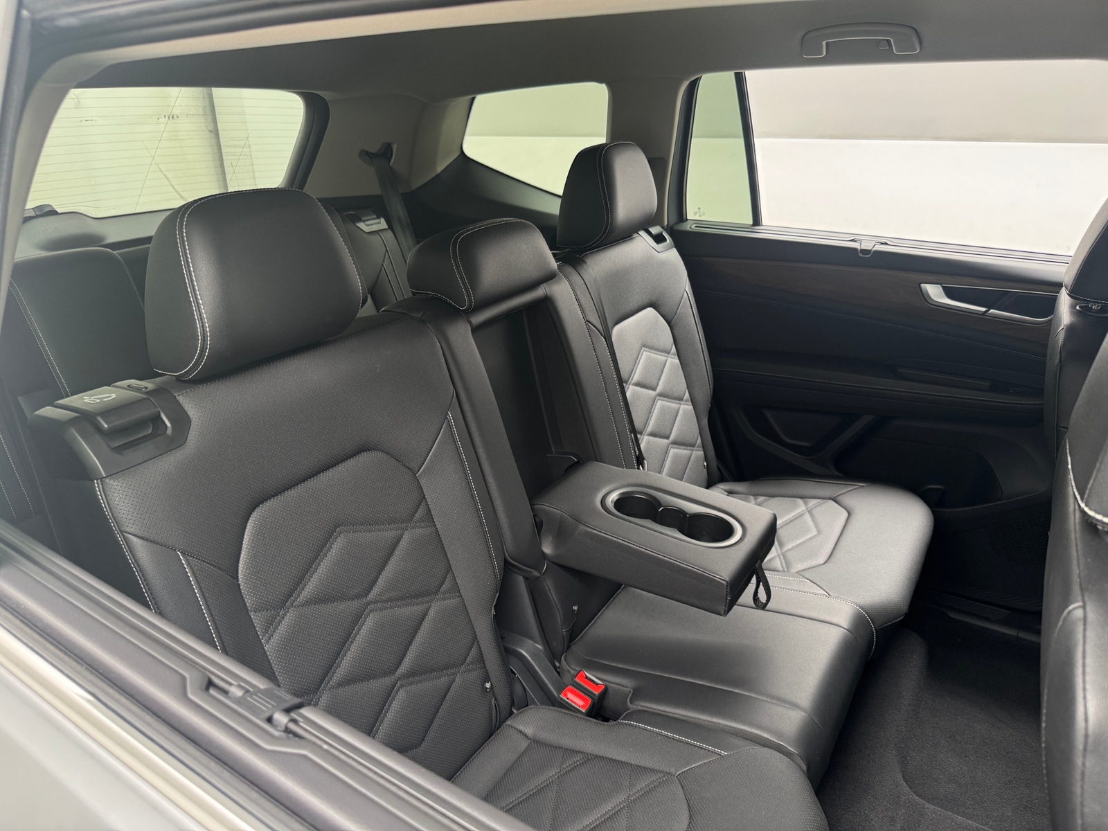 Thumbnail: 2026 Volkswagen Atlas - 5