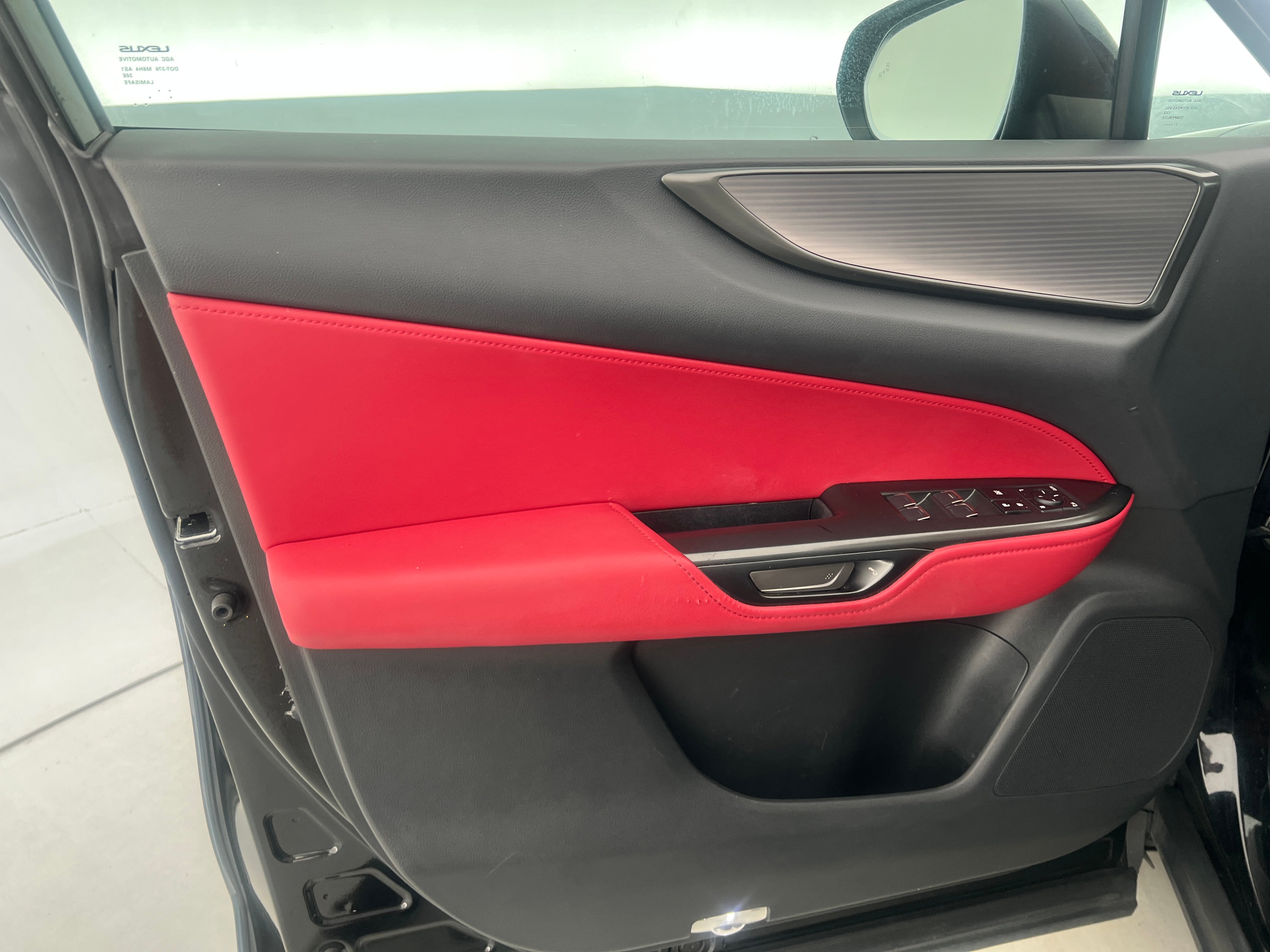2024 Lexus NX 350 - Photo 9