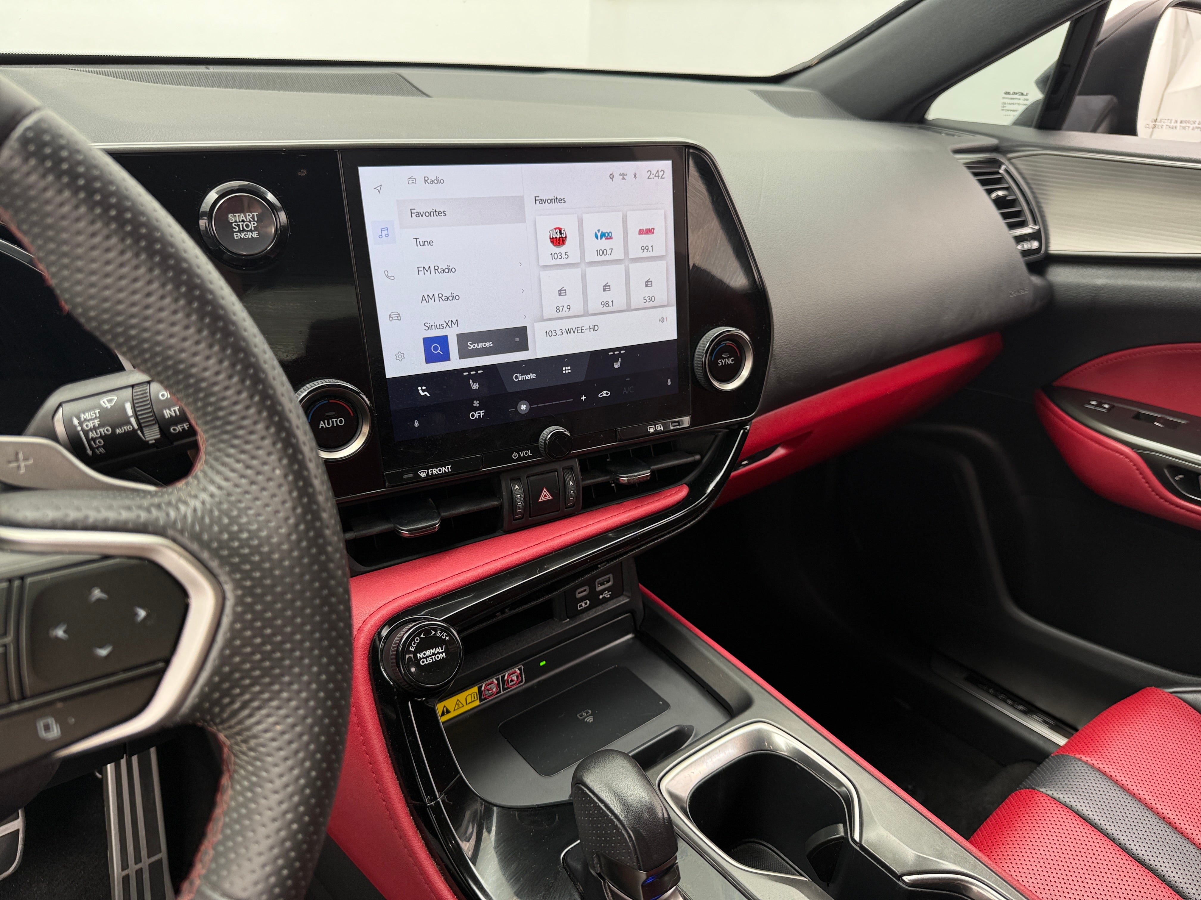 2024 Lexus NX 350 - Photo 13