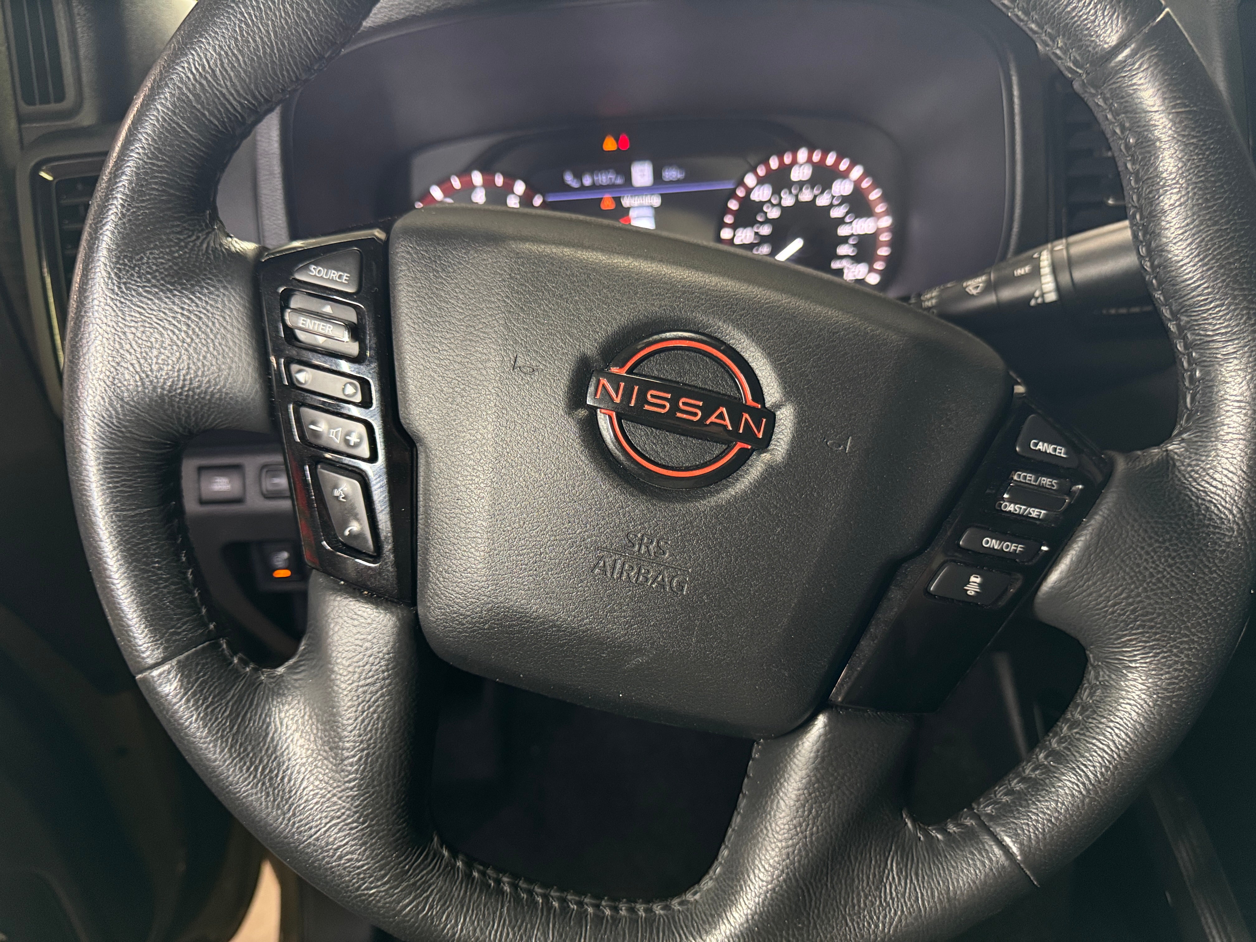 2022 Nissan Frontier PRO-4X - Photo 5