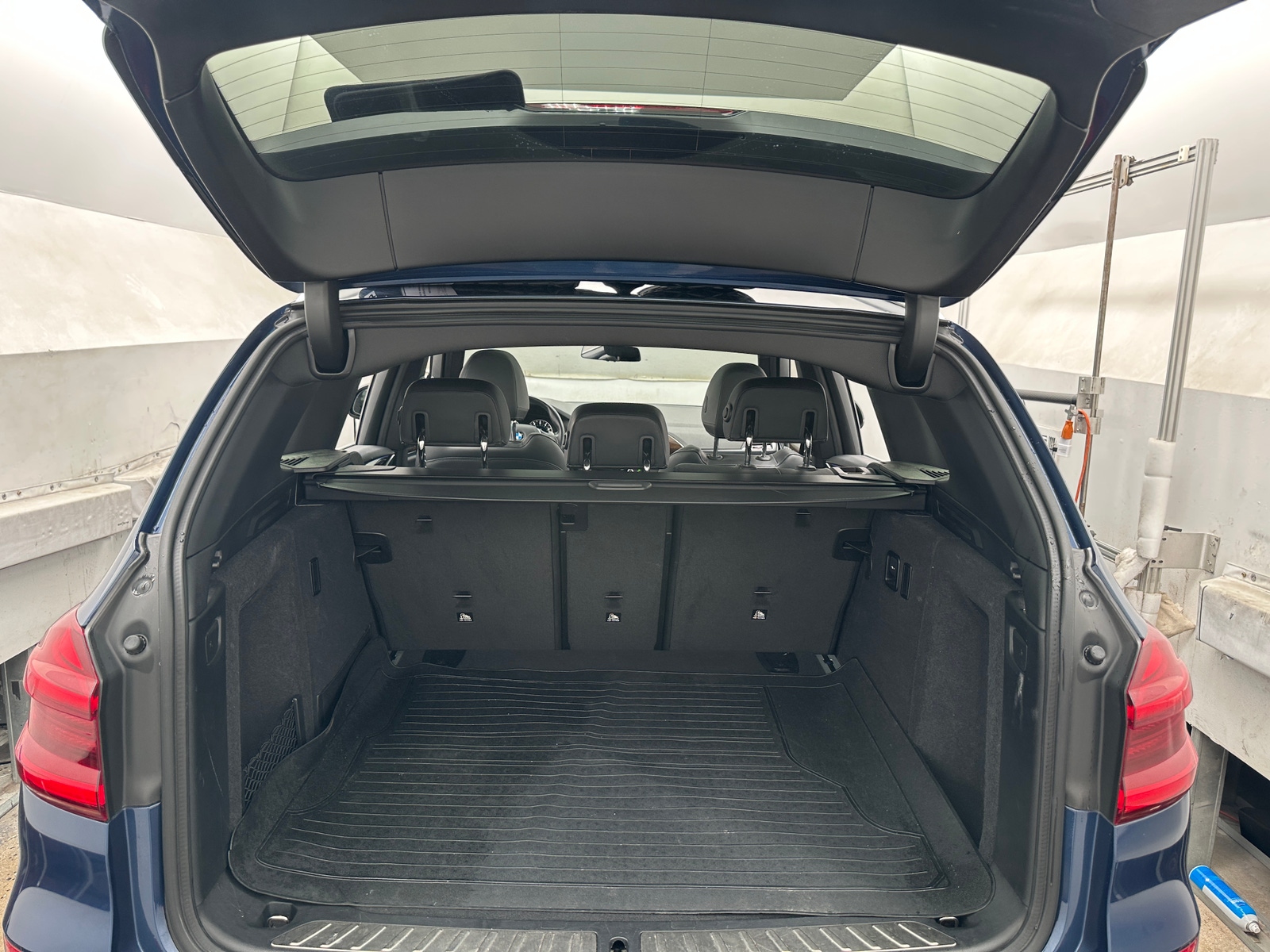 Thumbnail: 2019 BMW X3 - 6