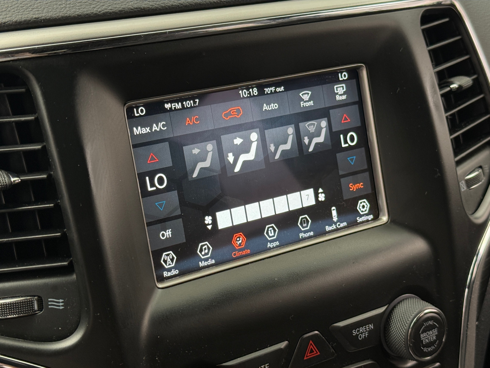 Thumbnail: 2019 Jeep Grand Cherokee - 4